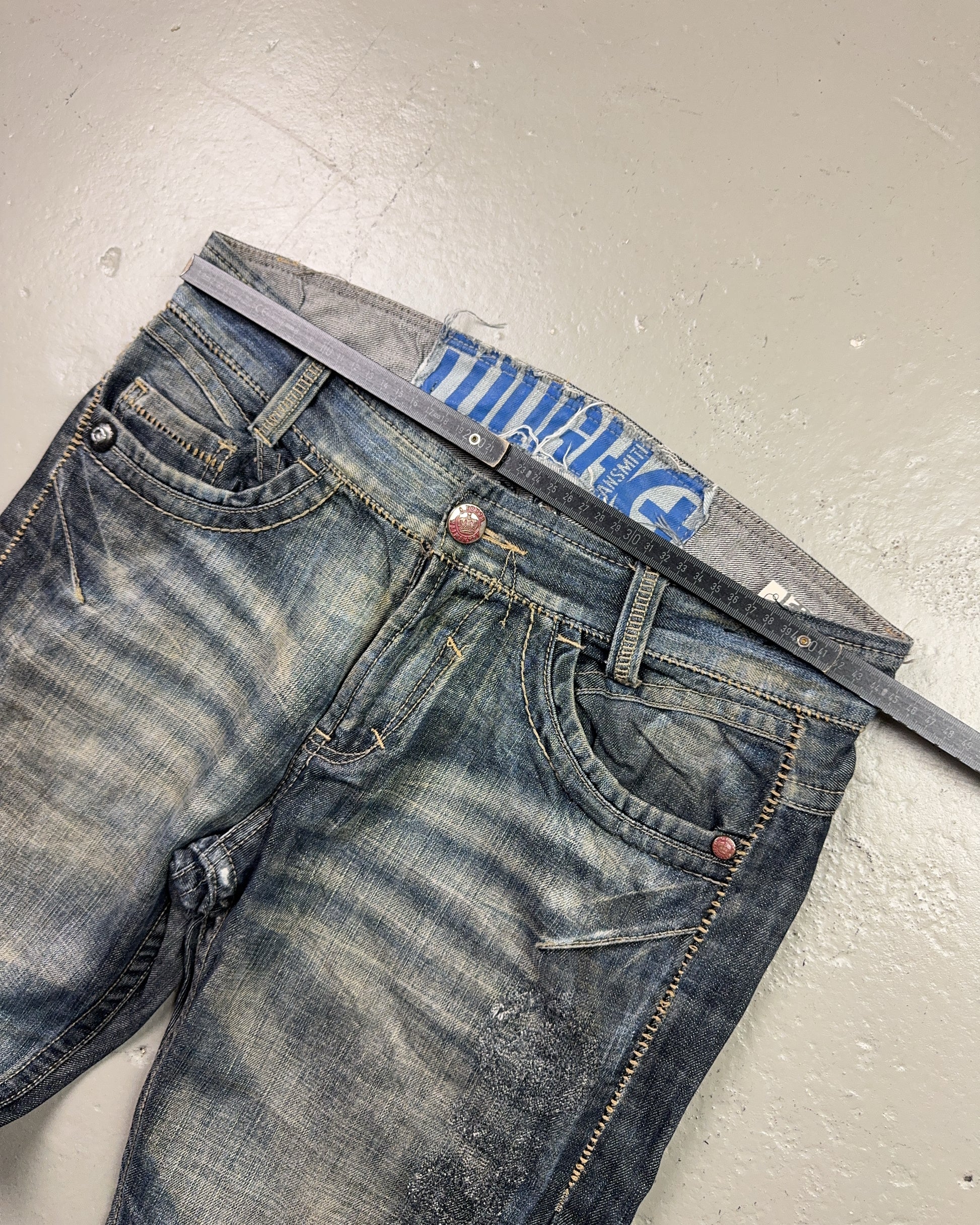 2000's TOUGH Japanese Archive Straight Jeans *very rare 34x34 (L)