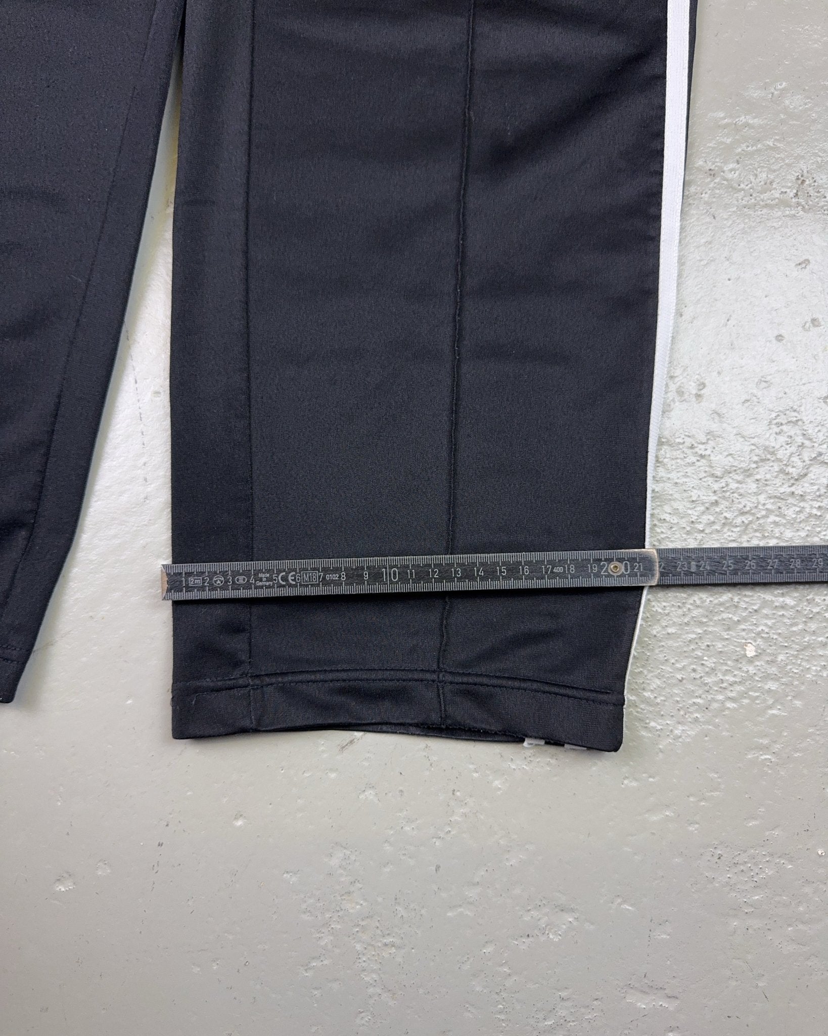 1990's Adidas Baggy Track Pants *rare 32x28 (M)