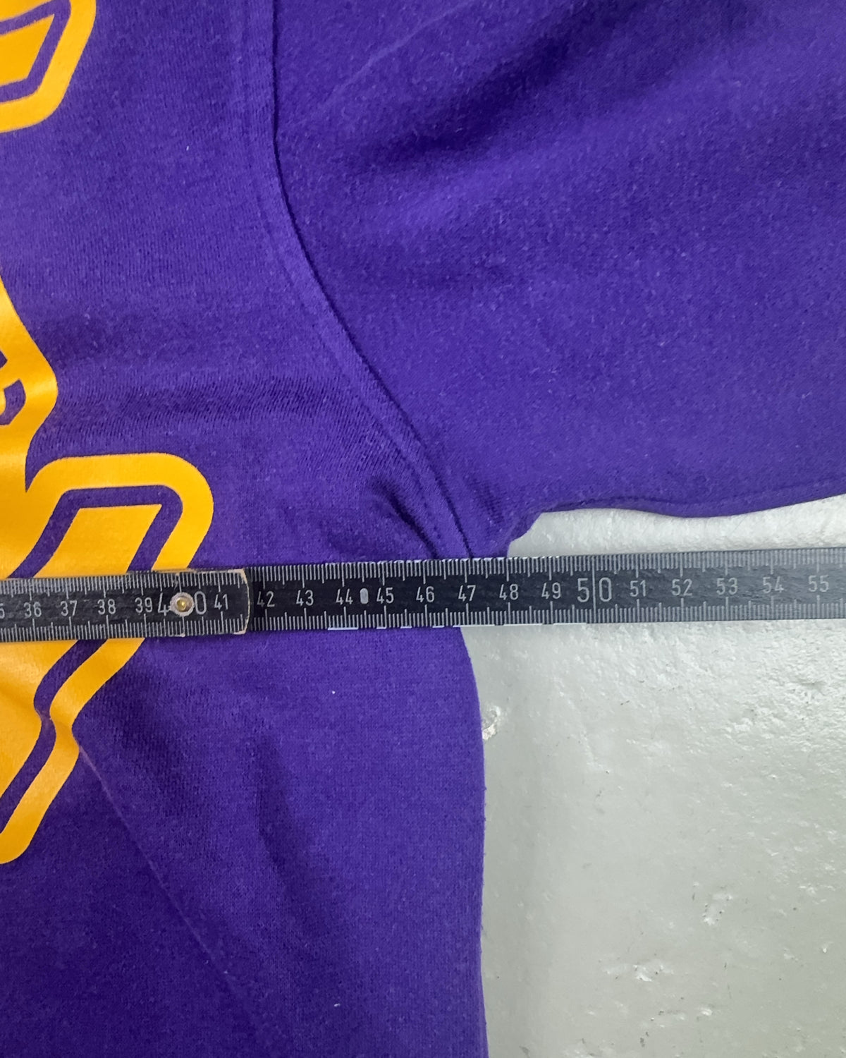2000's Adidas Hoodie * (S)