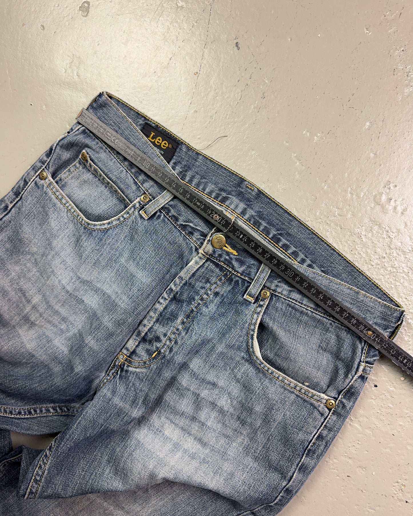 2000's Lee Bootcut/Flared Jeans *rare 32x34 (M)