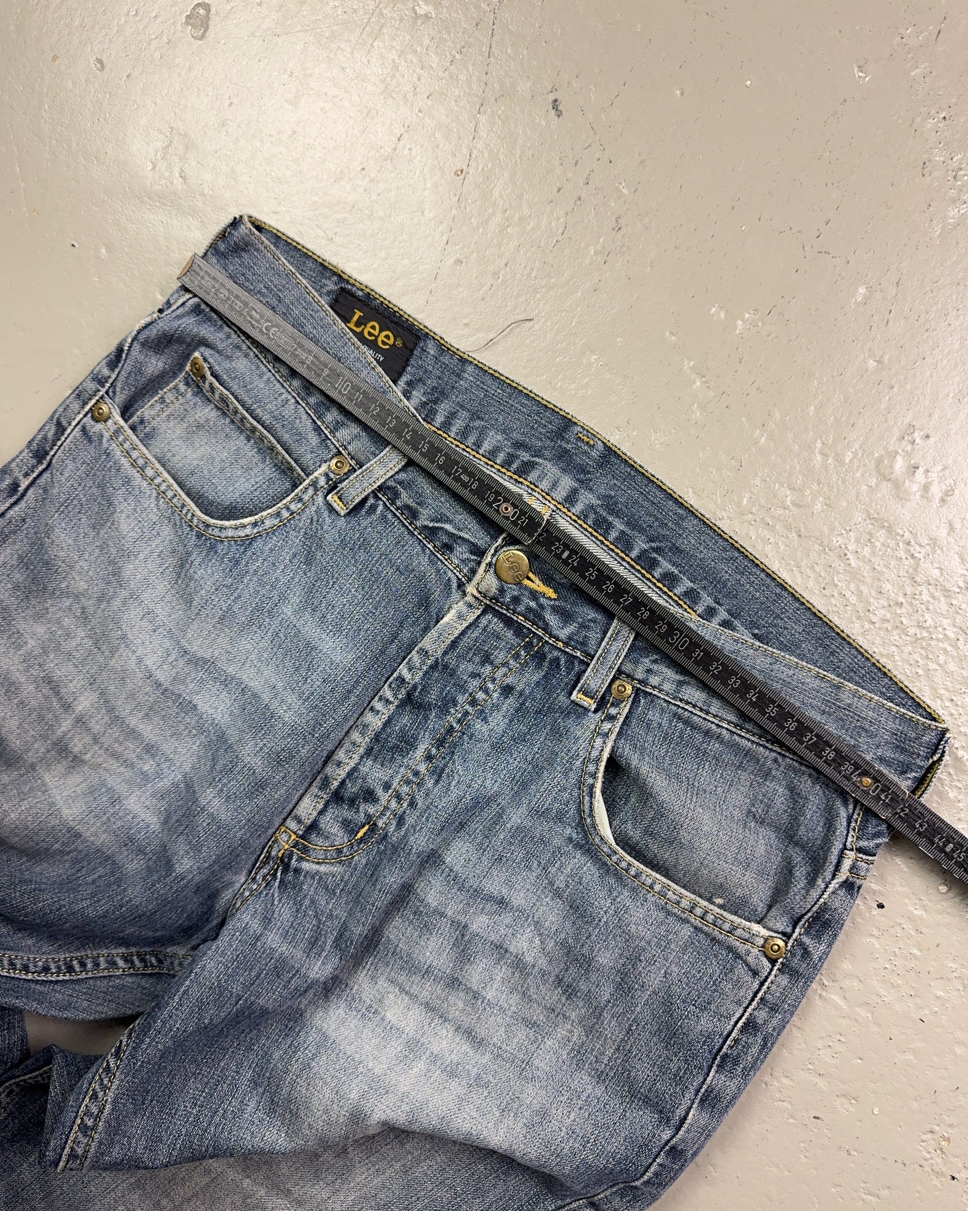 2000's Lee Bootcut/Flared Jeans *rare 32x34 (M)