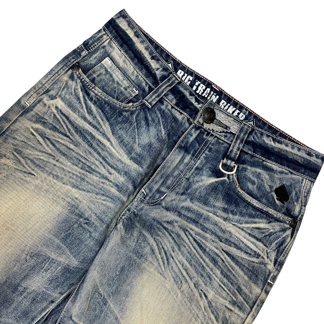 2000‘s Big Train Japanese Baggy/Straight Jeans *very rare 30x32