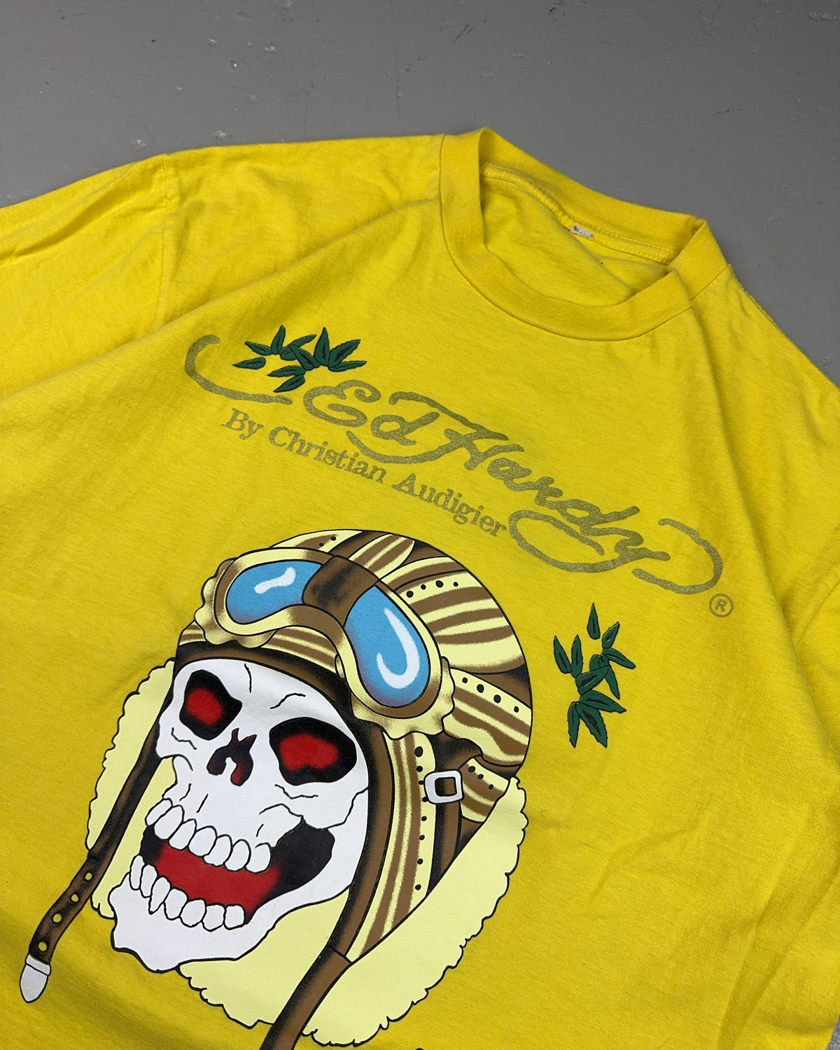 2000's Ed Hardy T-shirt *rare (XL)