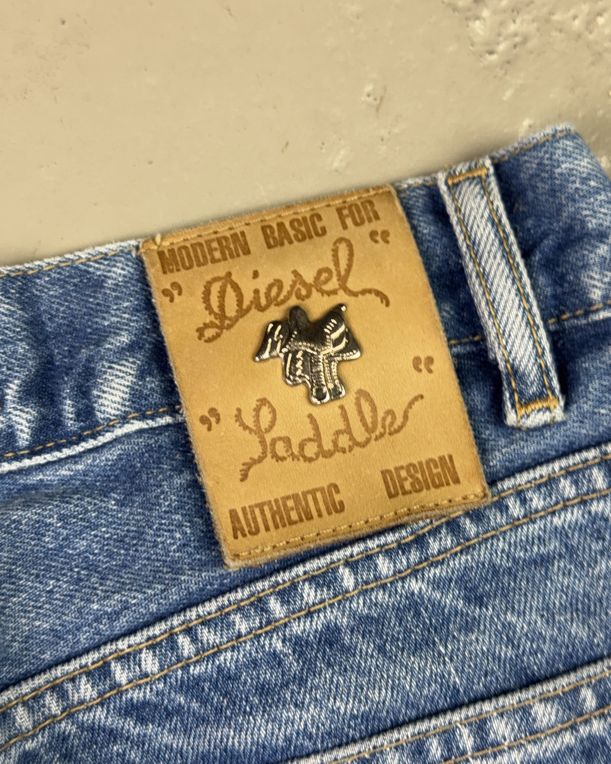 1990's Diesel Bootcut/Flared Jeans *rare 30x32 (M)