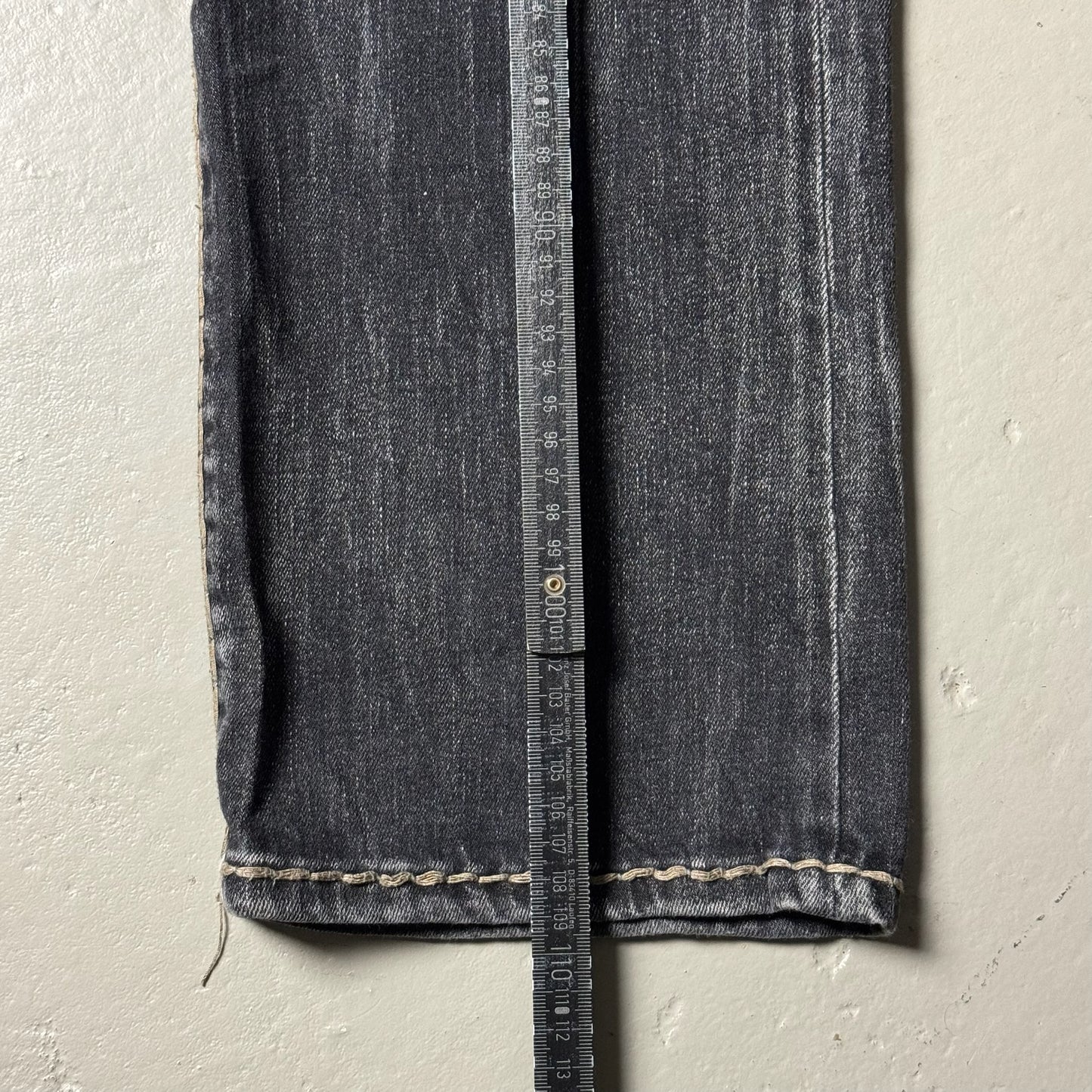 2000‘s True Religion Straight/Stretchy Jeans 38x34