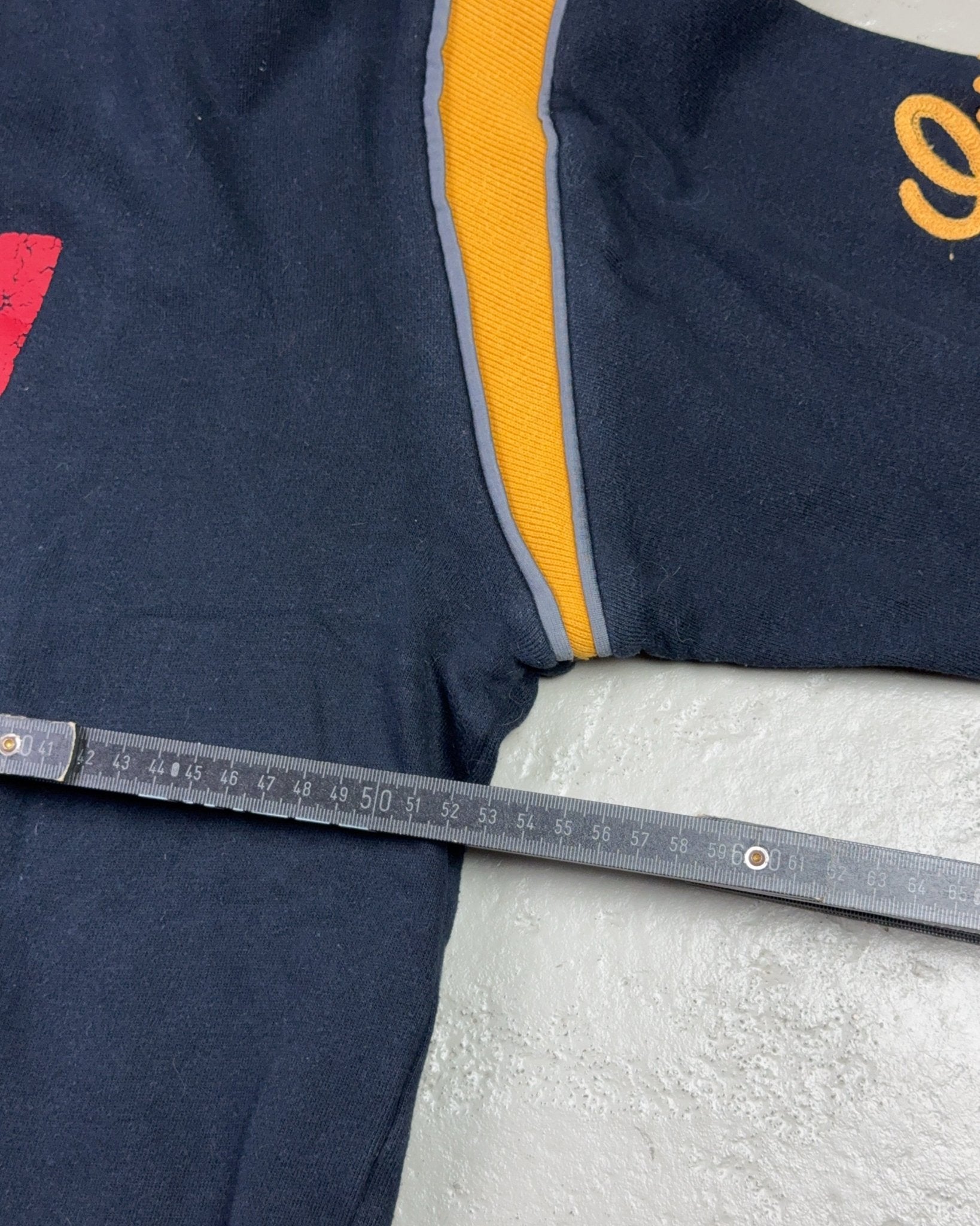 2000's Guru Sweater *rare (M)