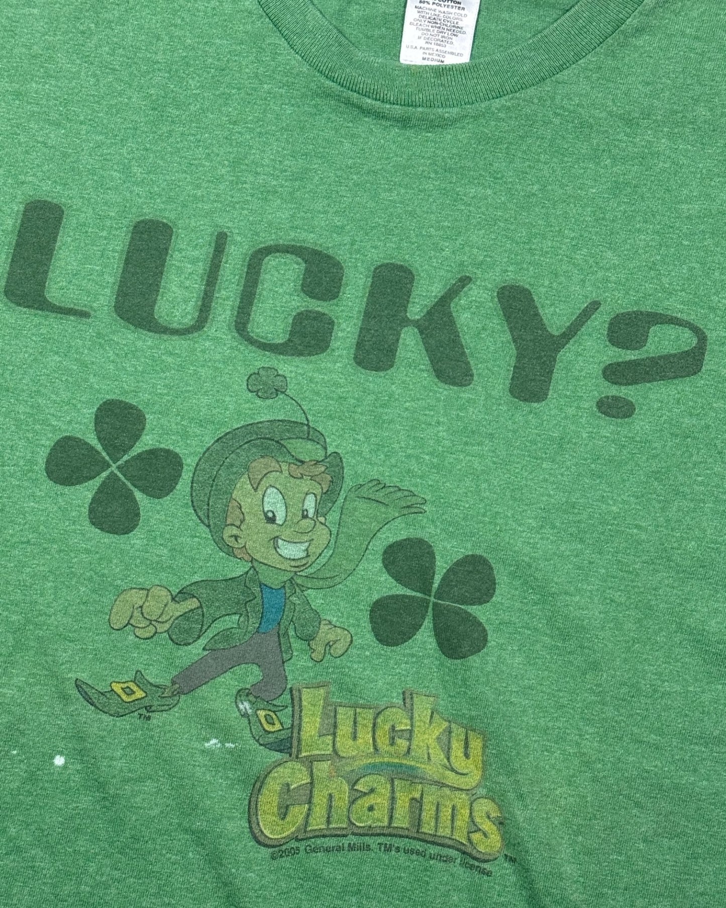 2000's Lucky Charms T-shirt *rare (M)