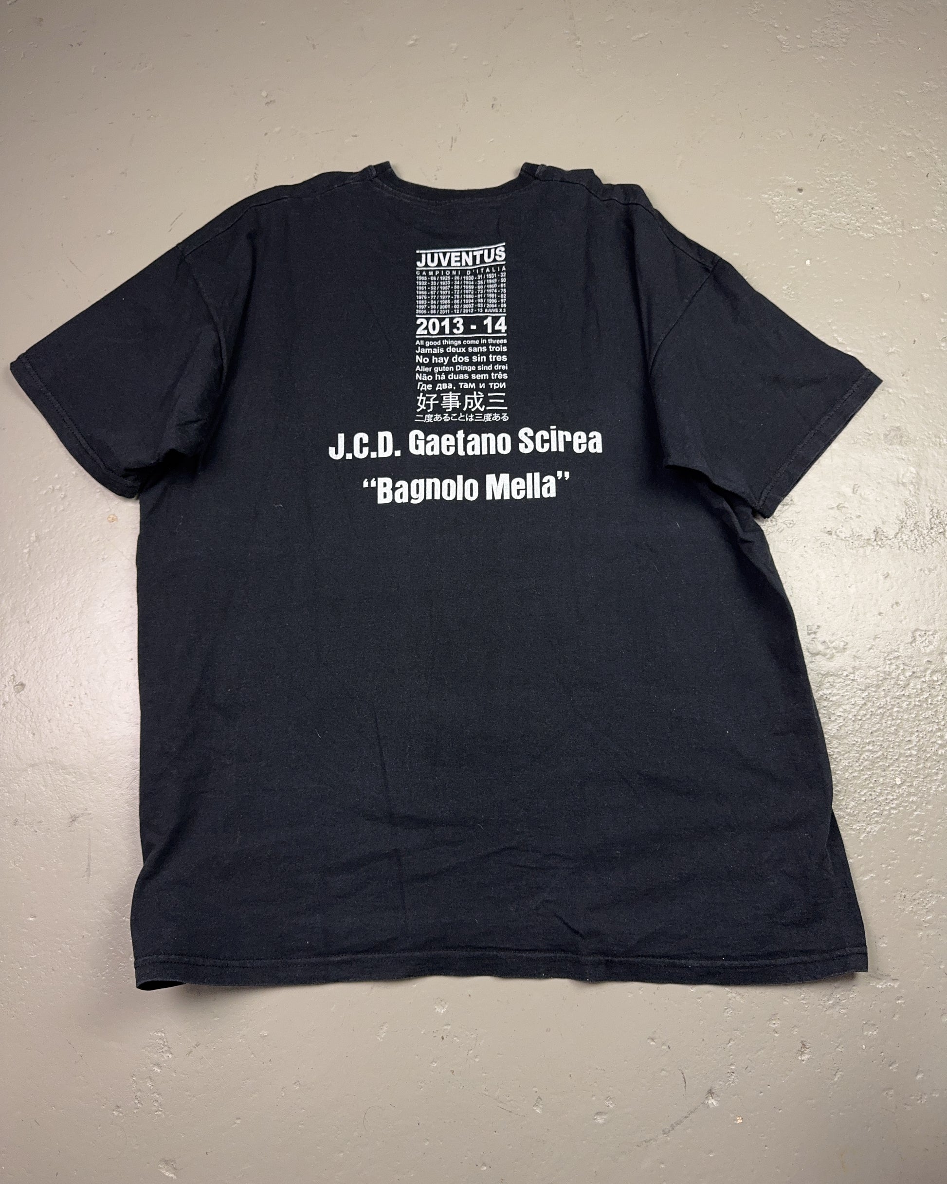 2010's Juventus T-shirt *rare (XL)
