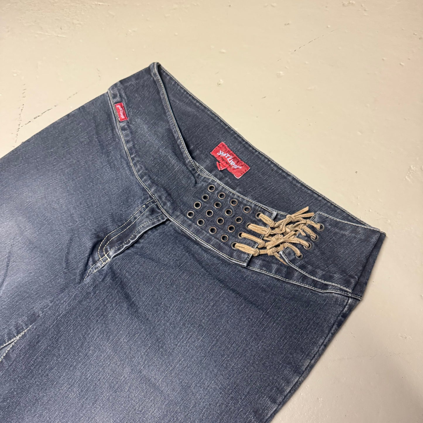 00‘s Hot Lips Bootcut Jeans Women‘s 30x32