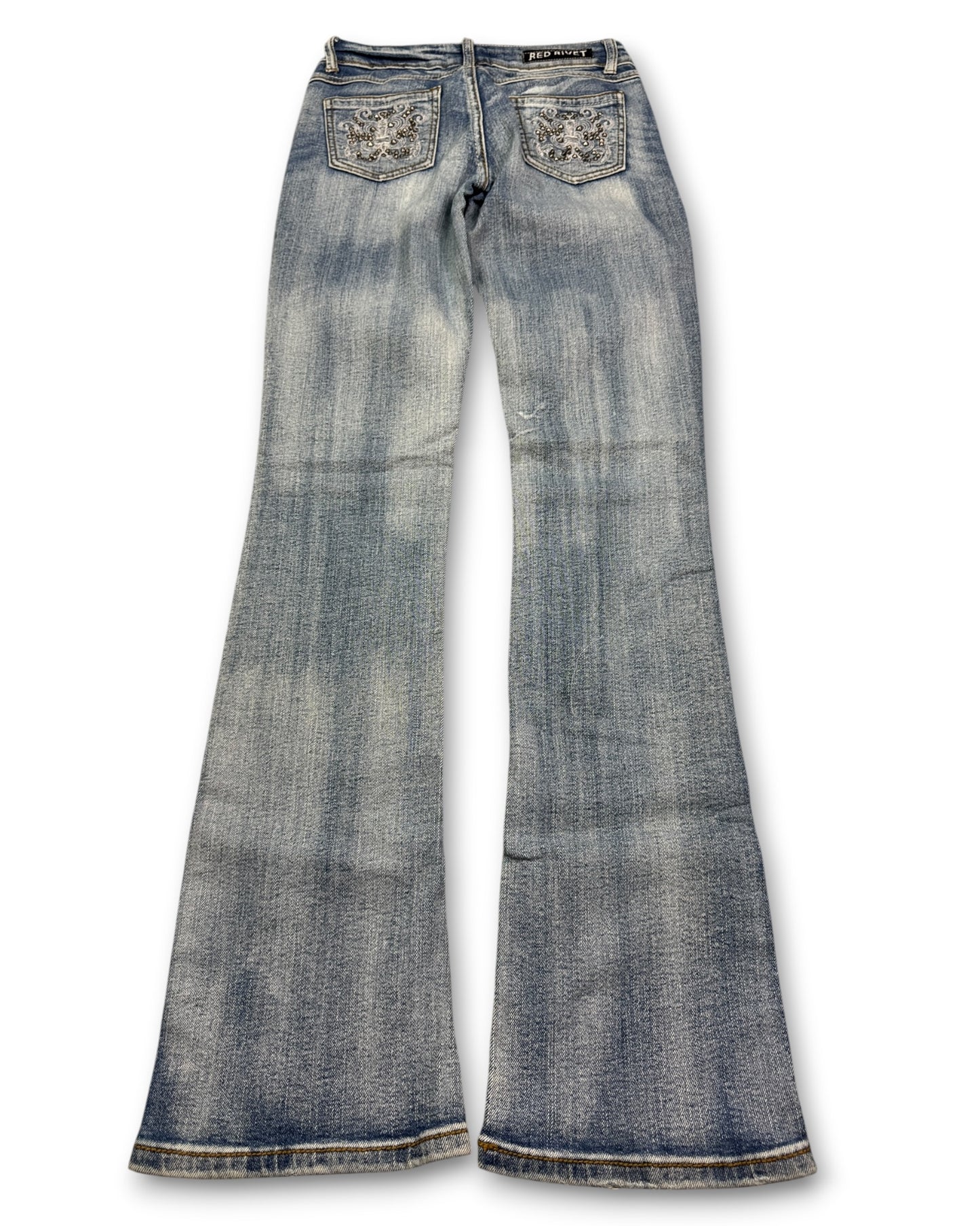 2000's Red Rivet Low Waist/Bootcut Jeans Women's *rare 26x30 (S)