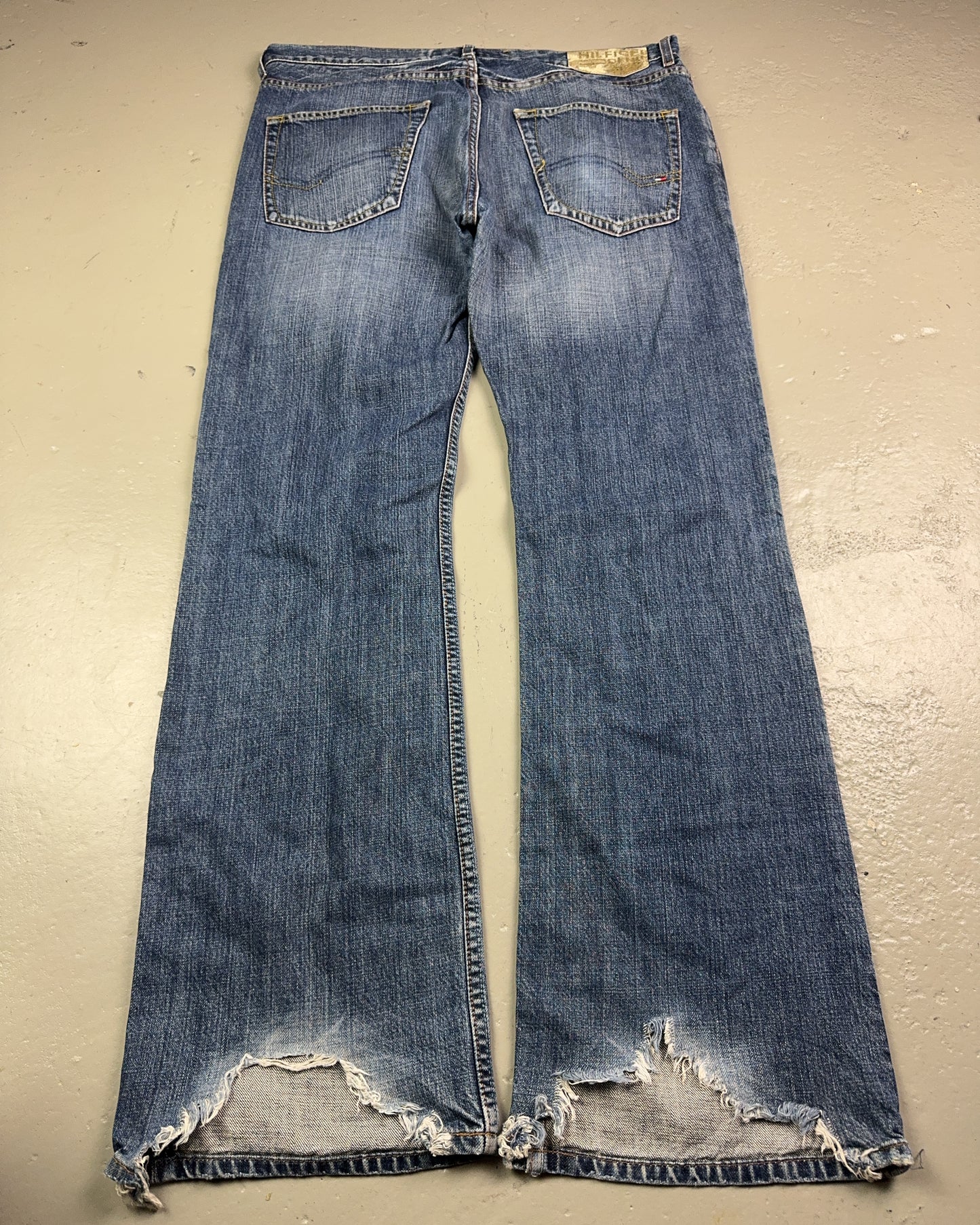 2000's Hilfiger Denim Bootcut/Flared Jeans *rare 36x34 (XL)