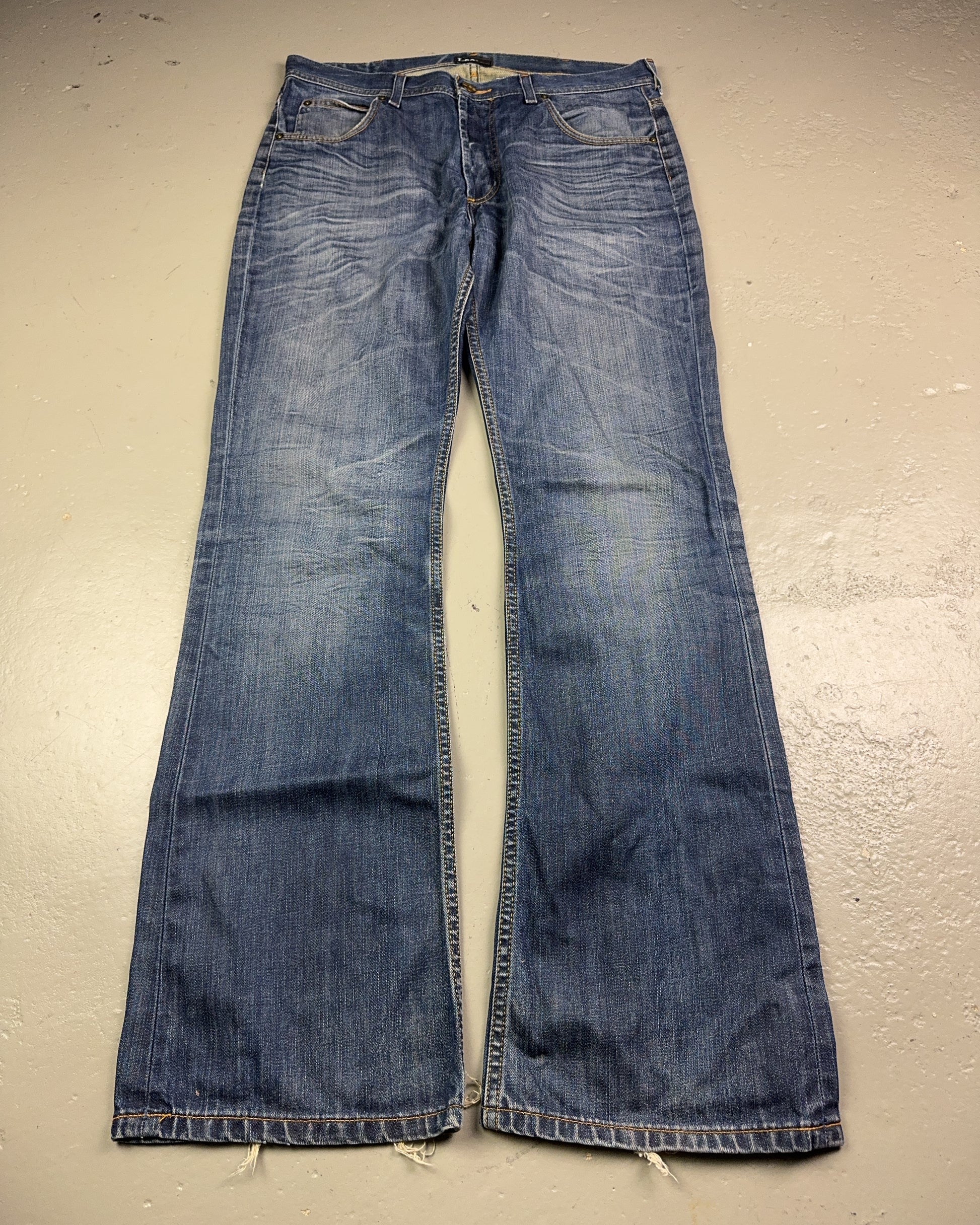2000's Lee Bootcut/Flared Jeans *rare 36x36 (XL)