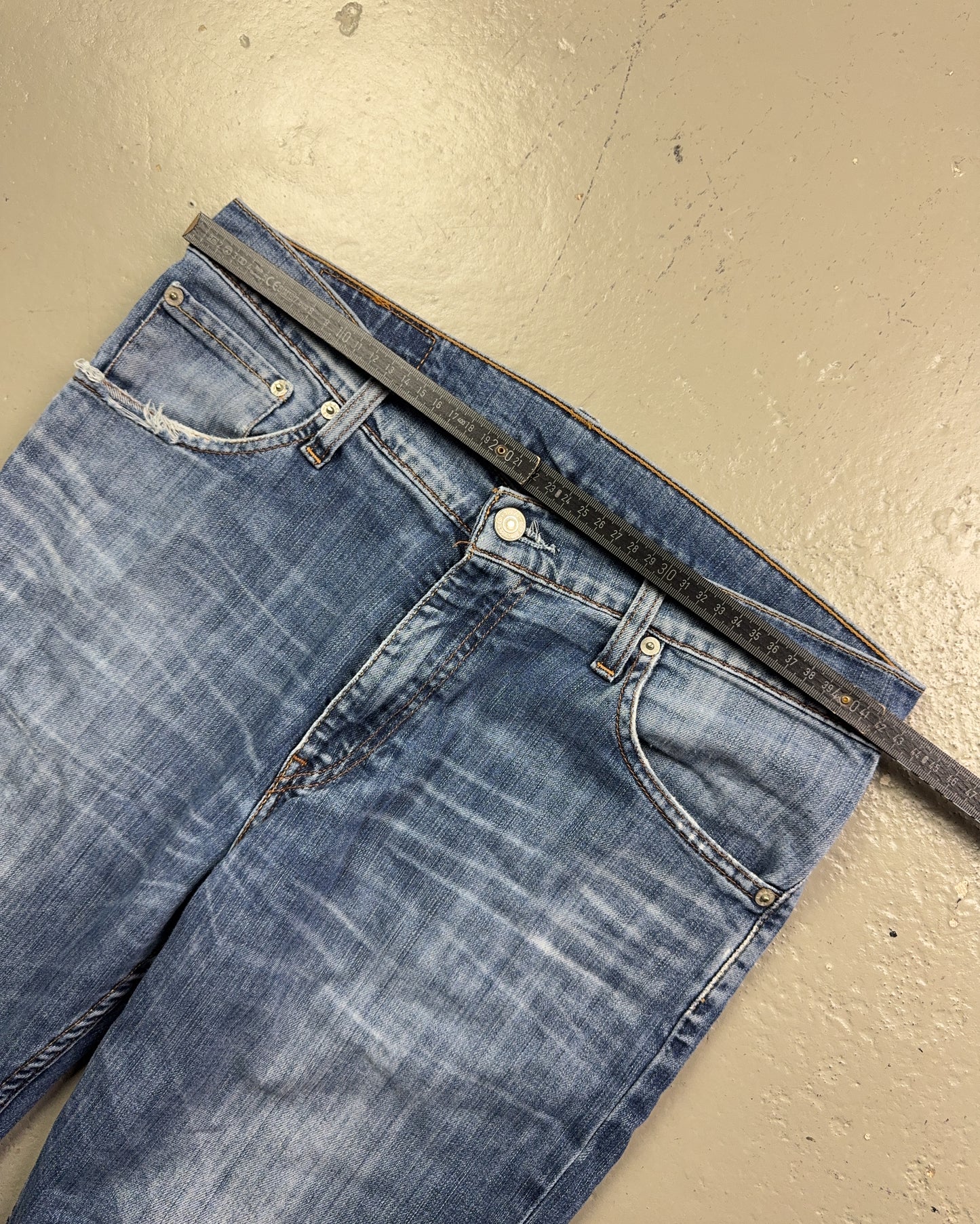 2000's Levi's Bootcut/Flared Jeans *rare 32x30 (M)