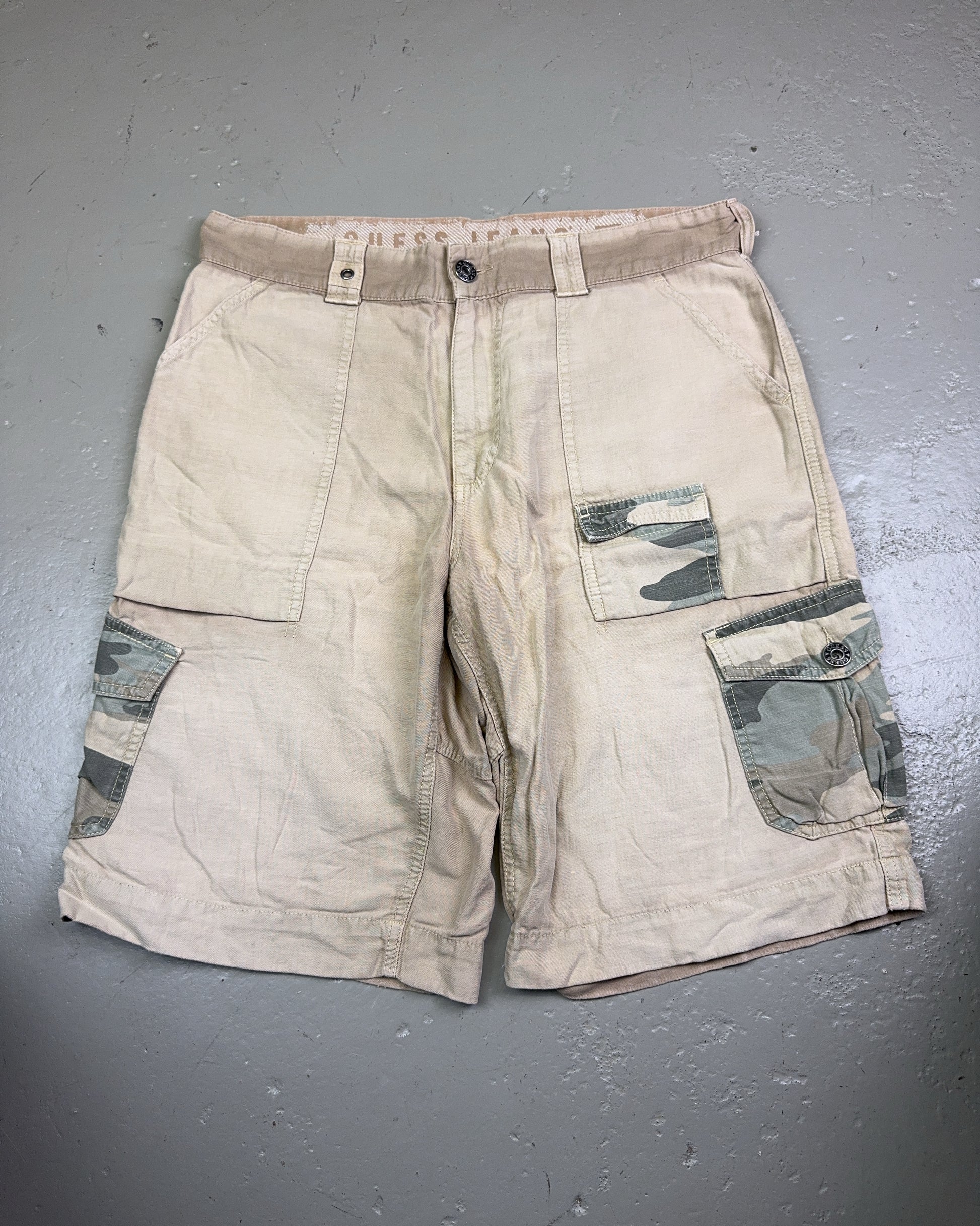 2000's Guess Shorts *rare W34 (L)