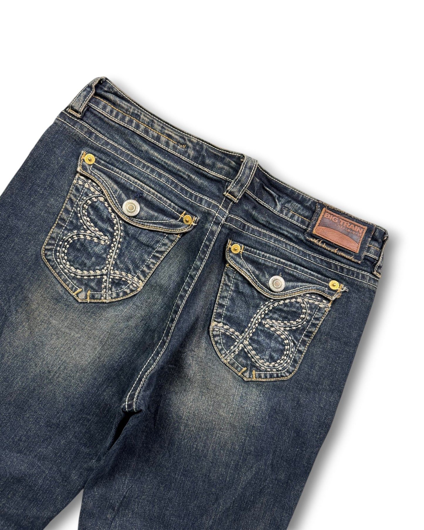2000's Big Train Bootcut Japanese Jeans Women's *very rare 32x28 (M)