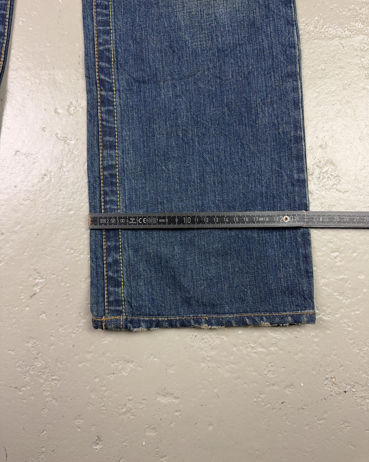 2000's Fujin Japanese Straight/Baggy Jeans *rare 28x32 (S)