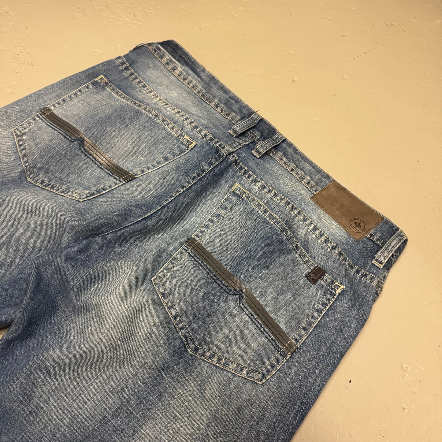 00‘s Buffalo Jeans 34x34