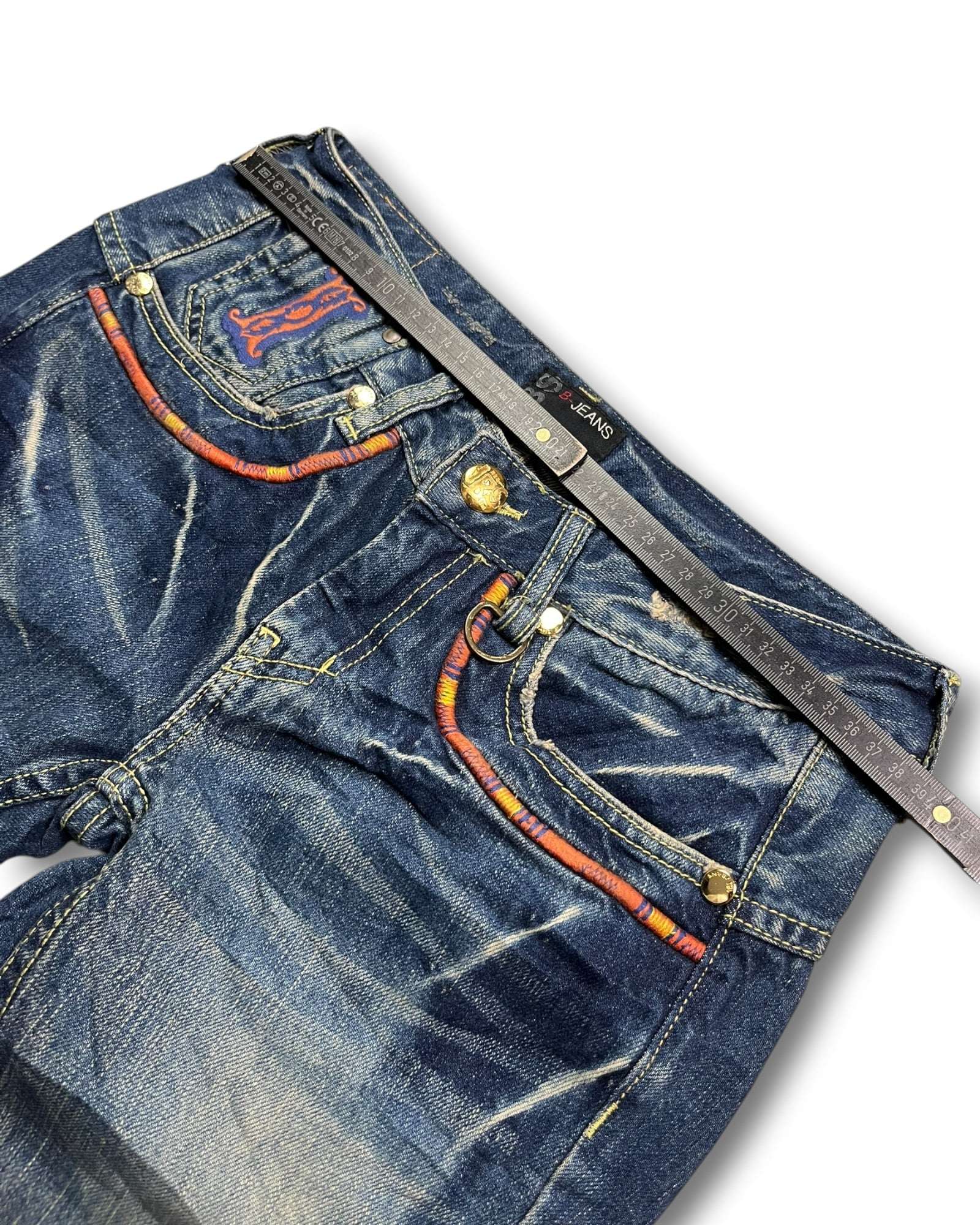 2000's B-jeans Low Waist/Bootcut Japanese Archive Jeans Women's *very rare 29x30 (S)