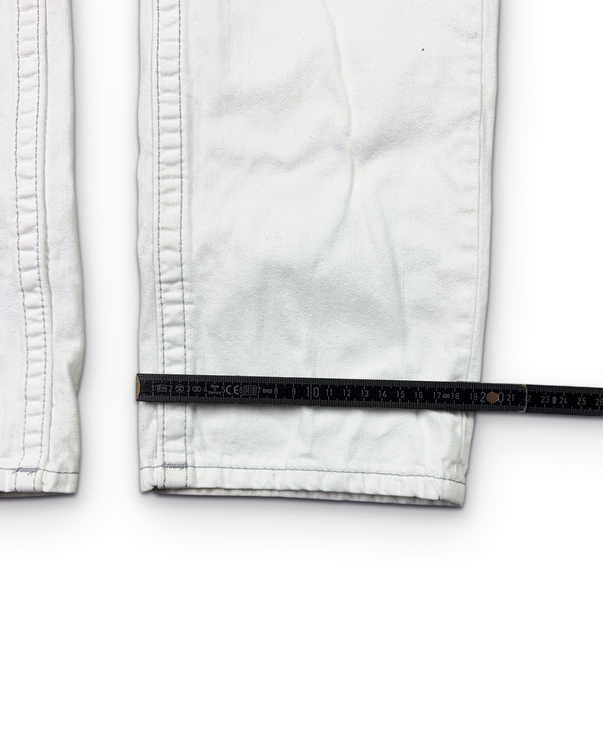2000's True Religion Straight Jeans * 36x36 (XL)