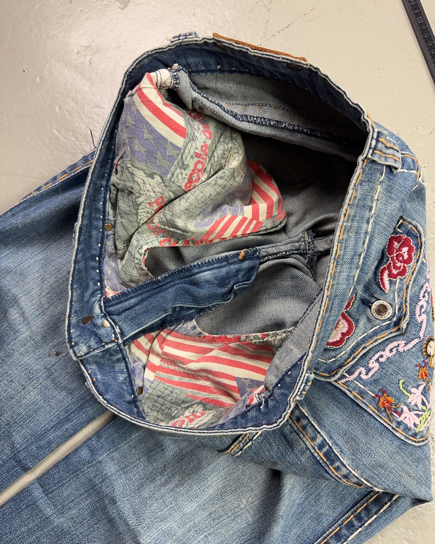 2000's People Of The World Straight Jeans *very rare 32x28 (M)