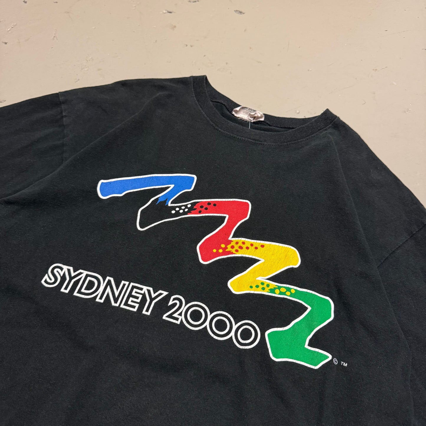 2000 Olympics Sydney Single Stitch Shirt *very rare (XL)