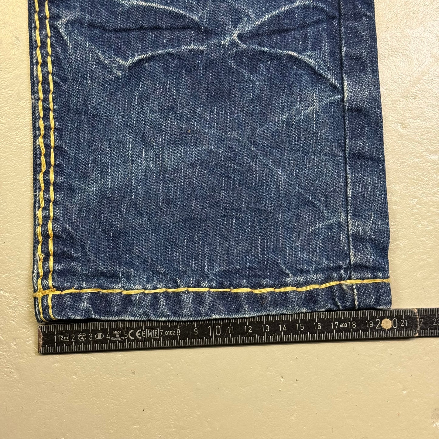 2000‘s 2426 Baggy/Straight Heavy Denim Jeans *rare 34x34
