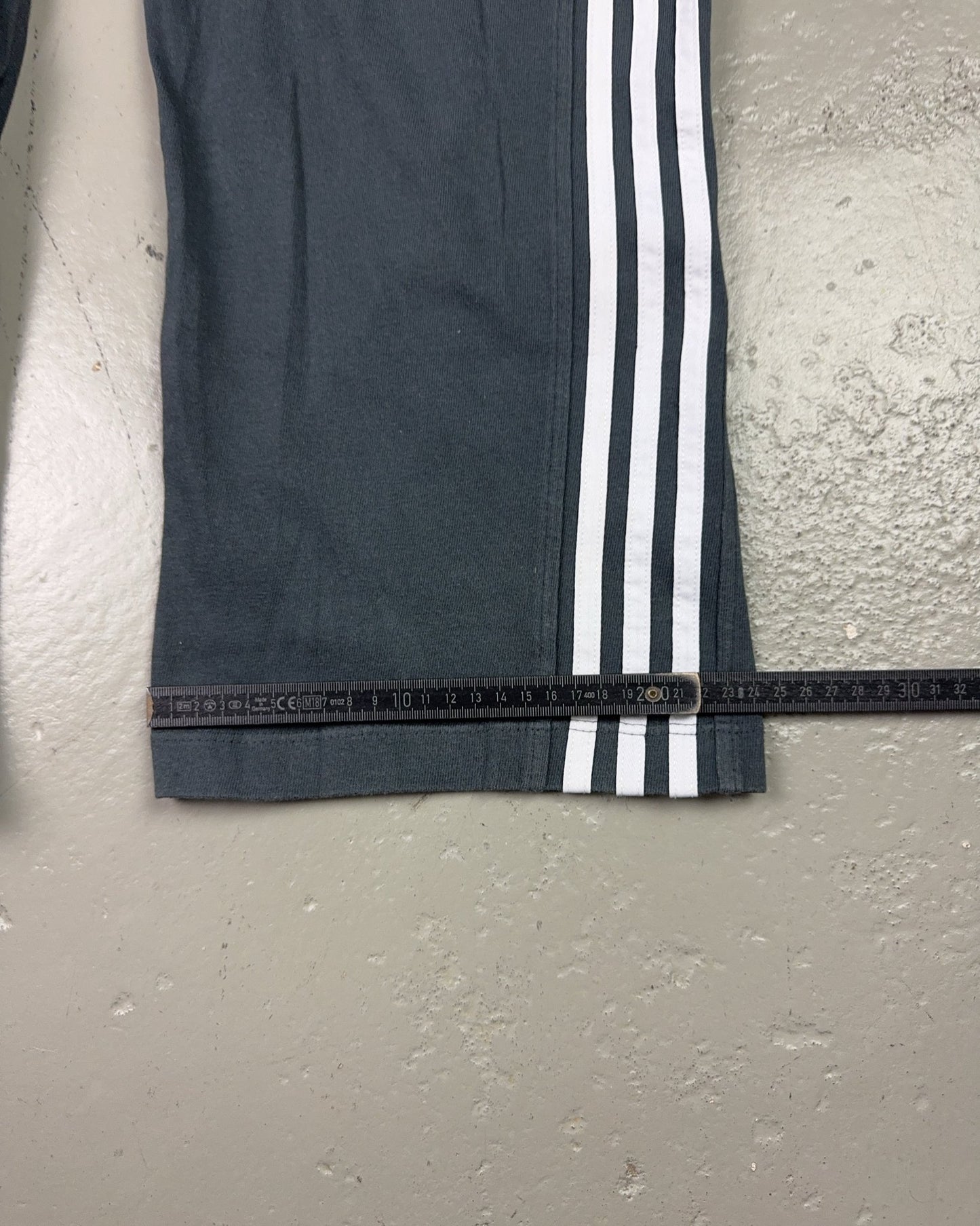 2000's Adidas Baggy Track Pants * (M)