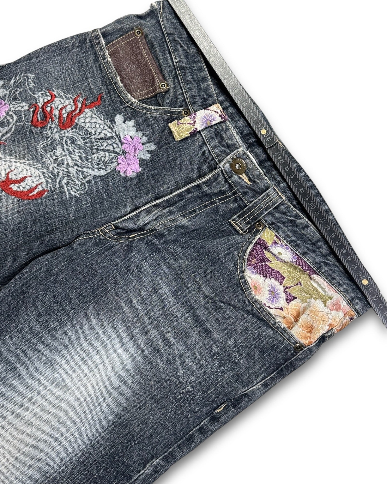 2000's Gumu Baggy Japanese Archive Jeans *very rare 32x28 (M)