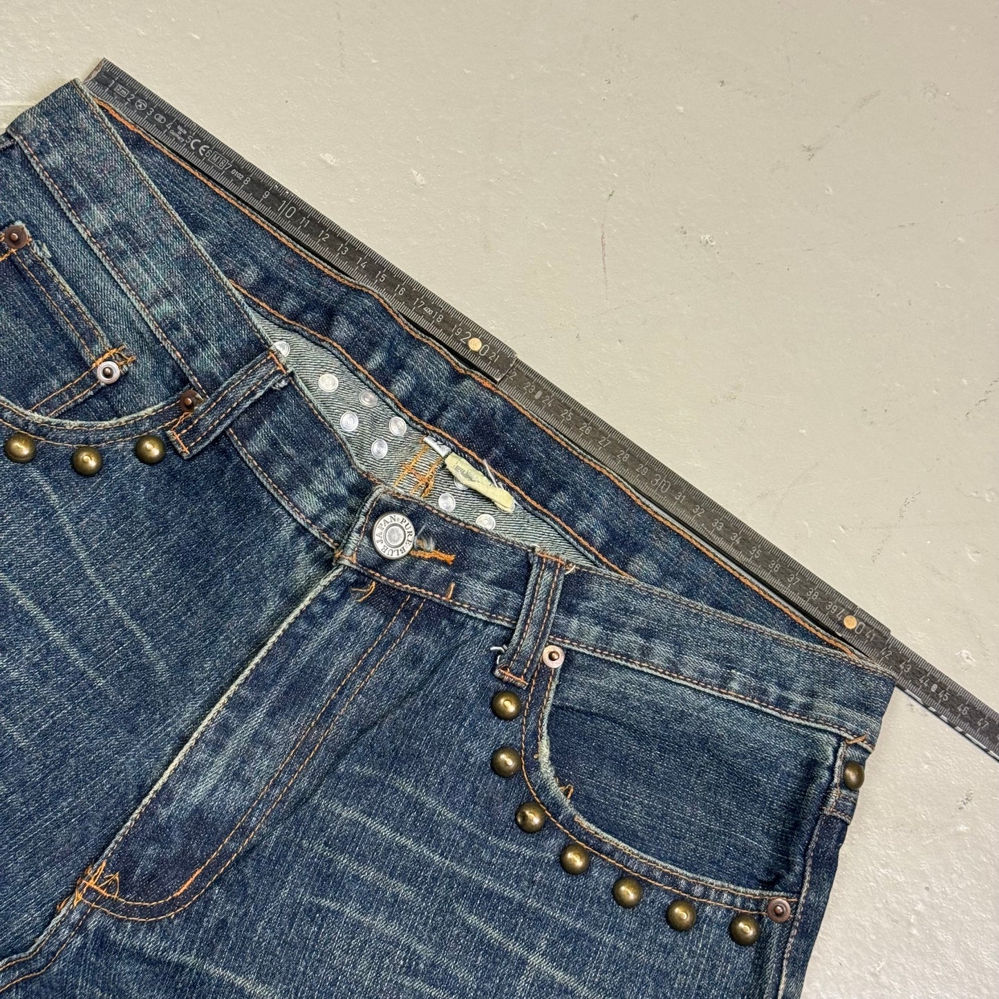 2000‘s Pure Blue Japanese Archive Baggy Jeans *very rare 32x32