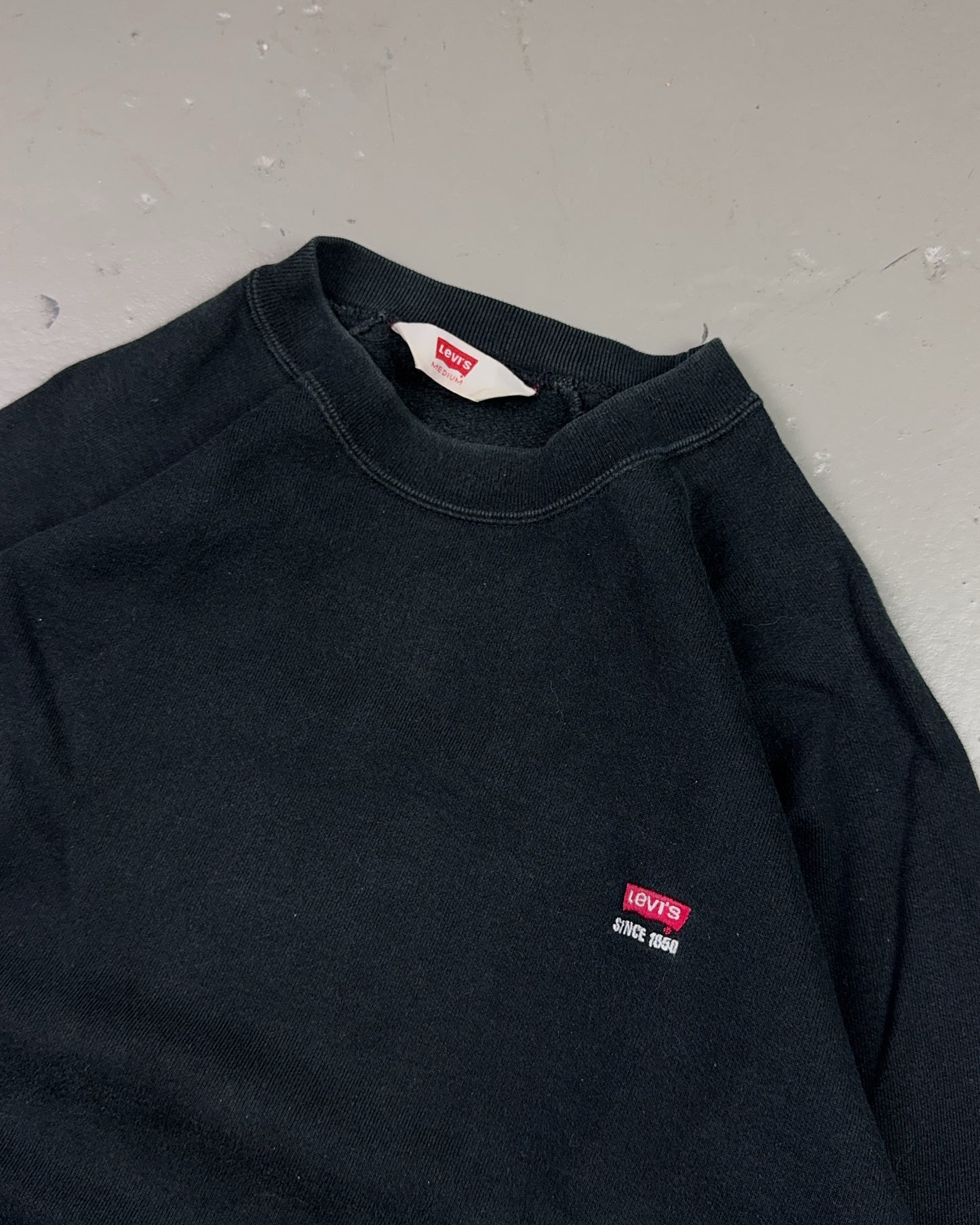 2000's Levi's Sweater *rare (M)