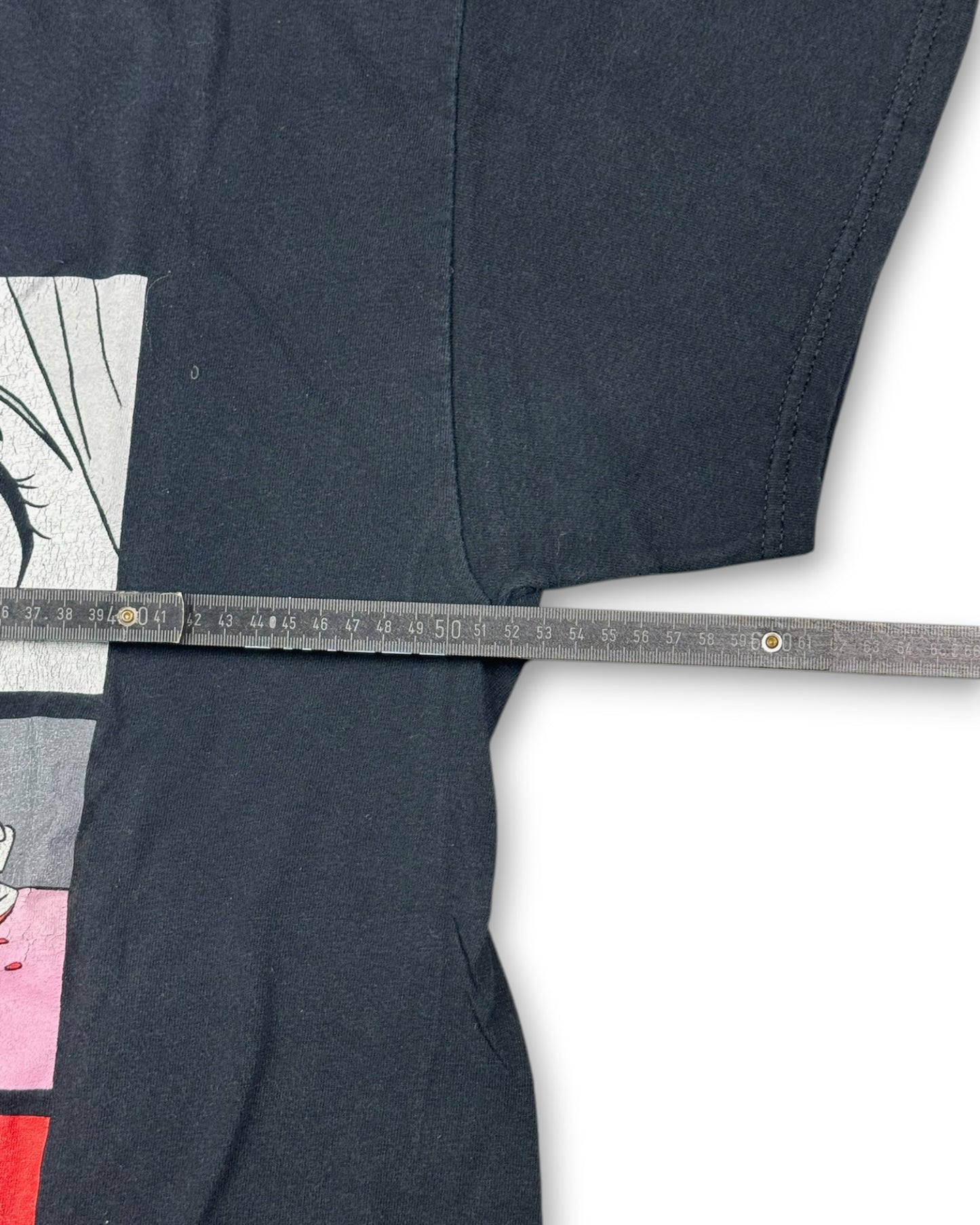 2020's Anime T-shirt * (L)