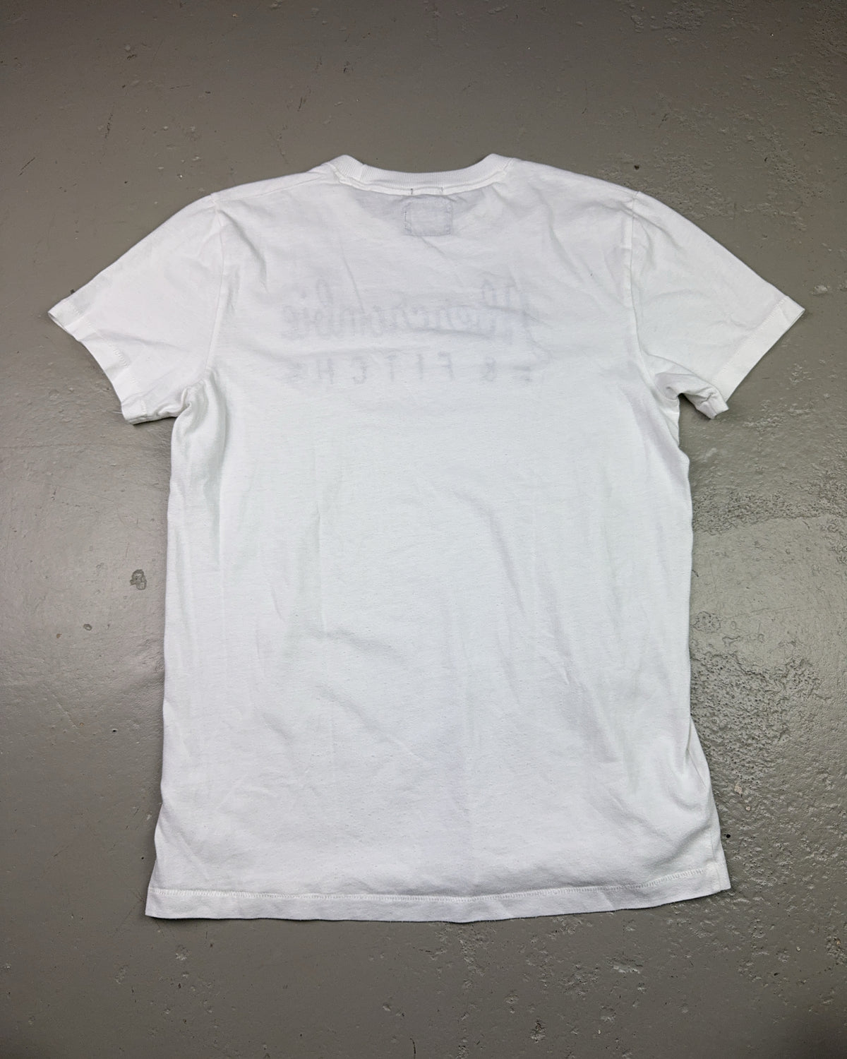 2000's Abercrombie & Fitch T-shirt * (M)