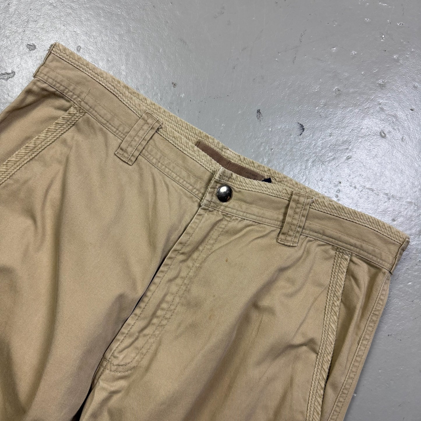 2000‘s Bossini Cargo Baggy Pants 33x30