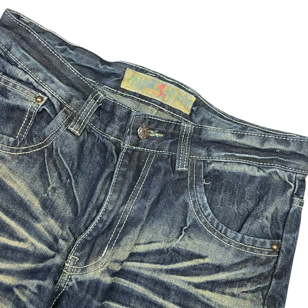 2000‘s Japanese Baggy/Straight Archive Jeans *very rare 30x32