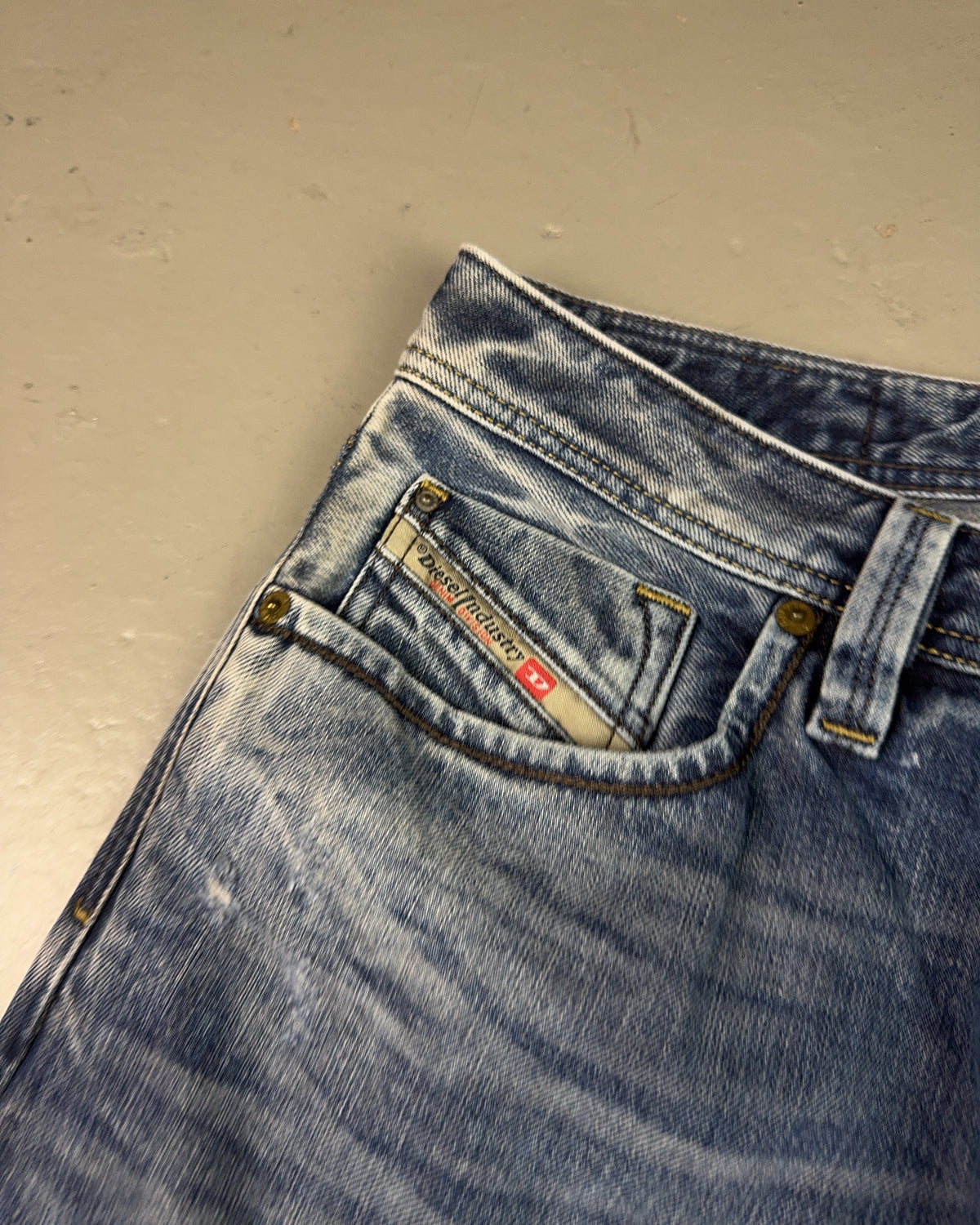 2000's Diesel Baggy Jeans *rare 34x28 (L)