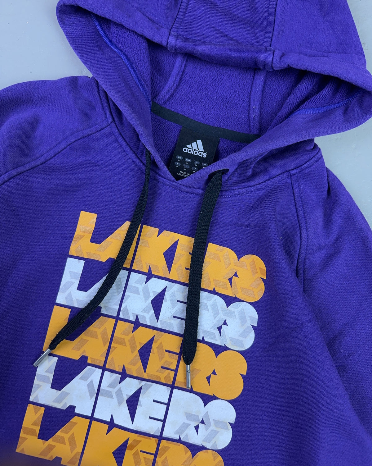 2000's Adidas Hoodie * (M)