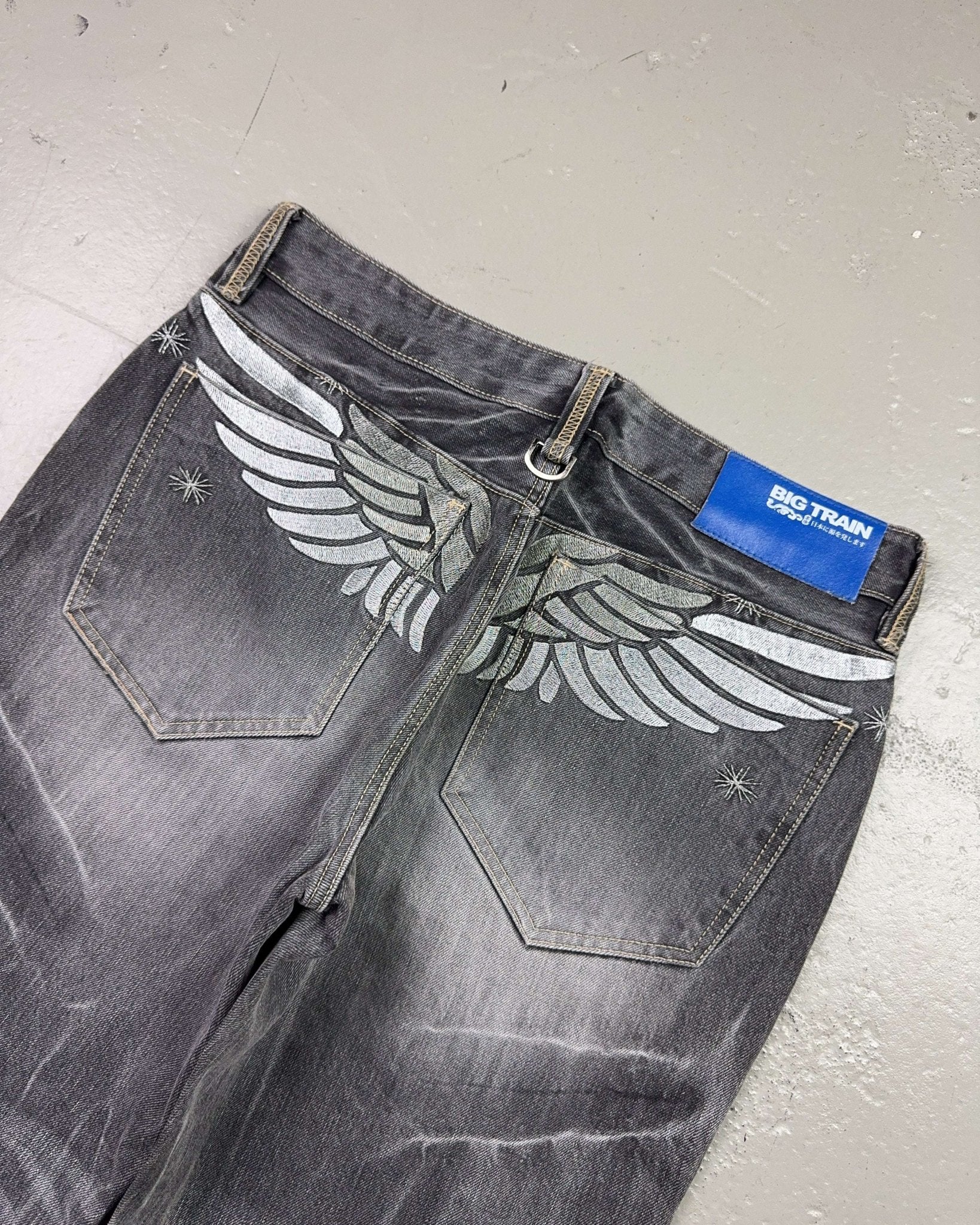 2000's Big Train Japanese Archive Straight/Baggy Jeans *very rare 32x32 (M)