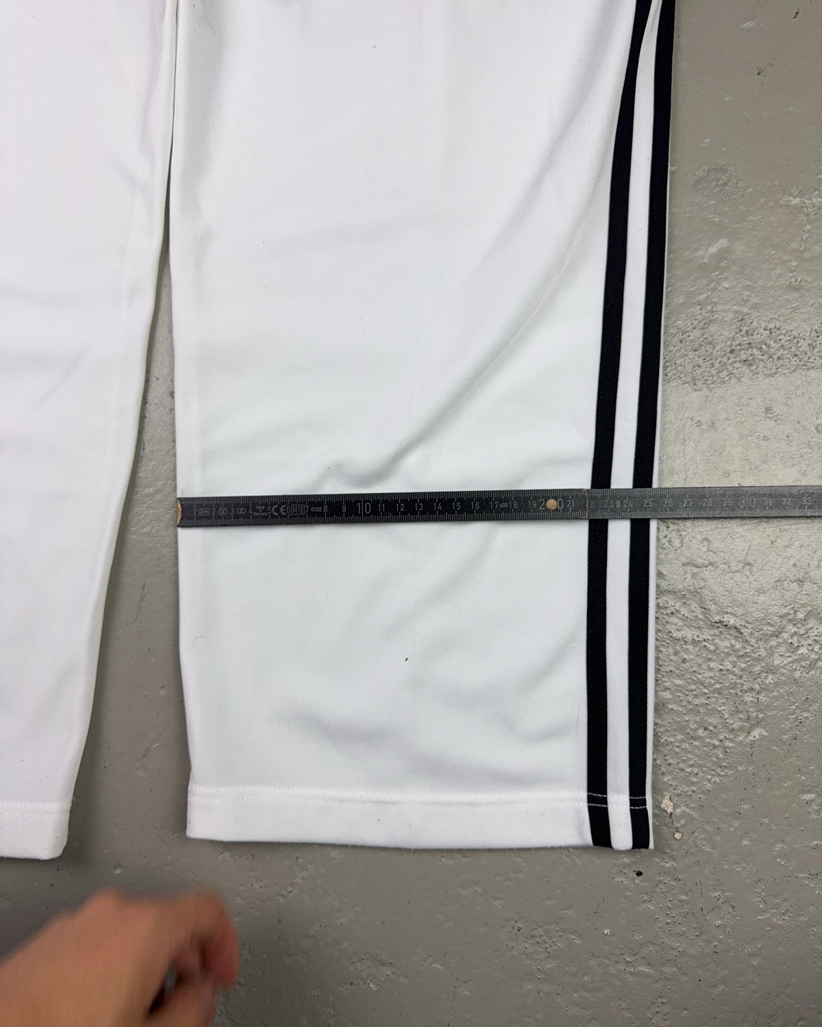 2000's Adidas Baggy Track Pants *rare (M)