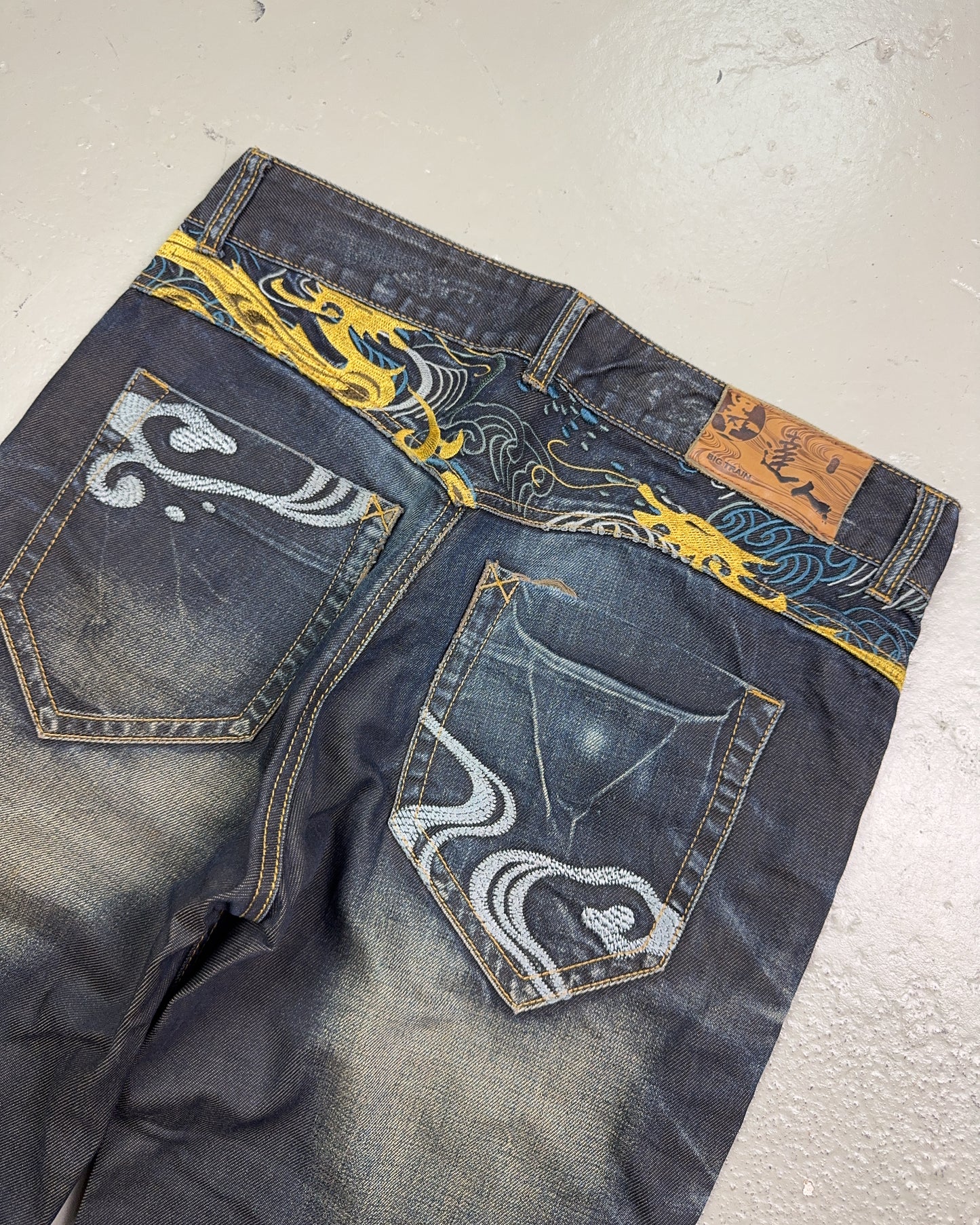 2000's Big Train Japanese Archive Straight/Baggy Jeans *very rare 32x34 (M)