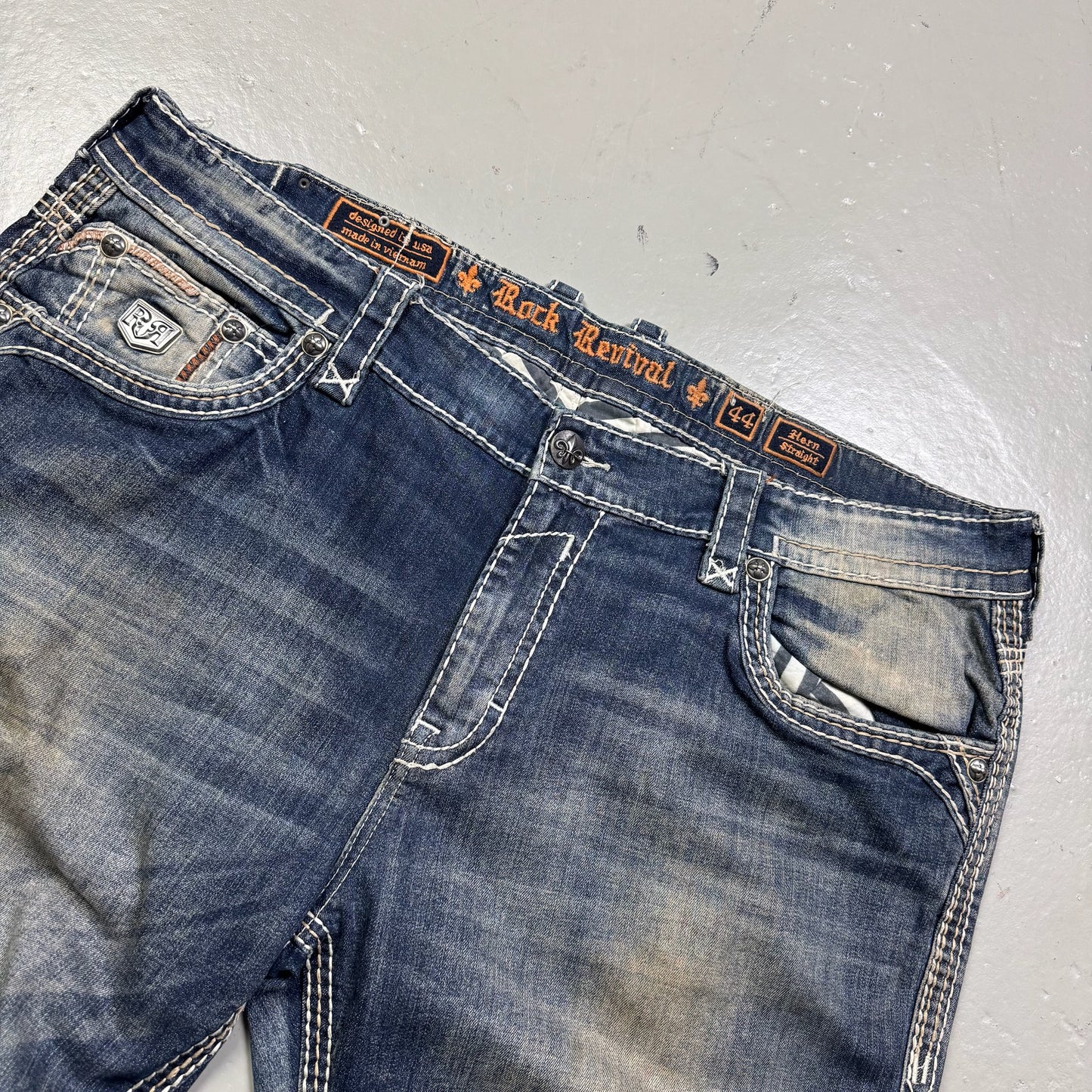 2000‘s Rock Revival Straight Jeans *rare 44x34