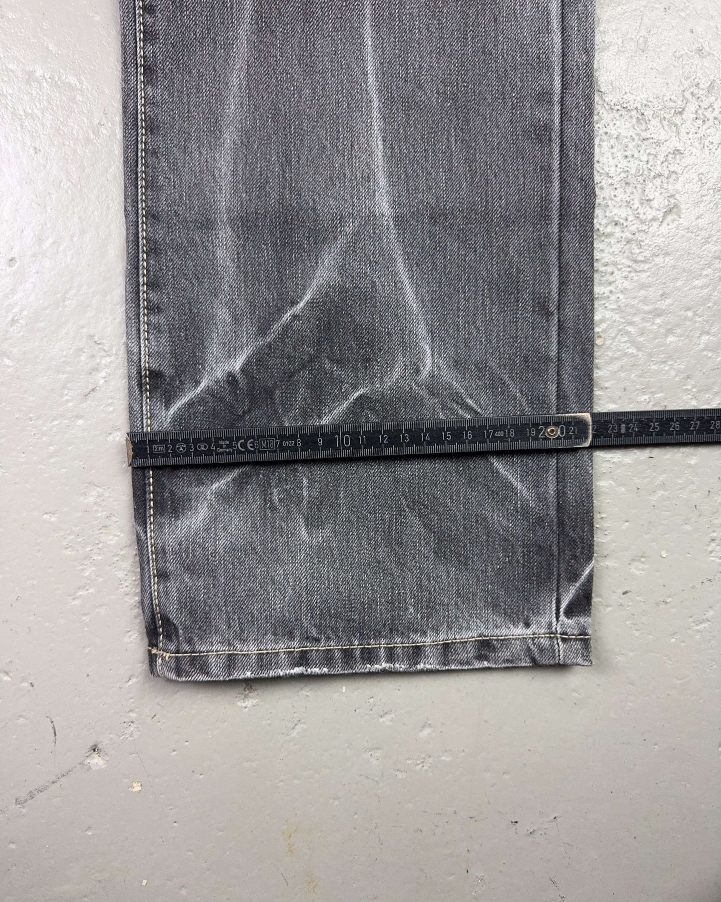 2000's Big Train Japanese Archive Straight/Baggy Jeans *very rare 32x32 (M)