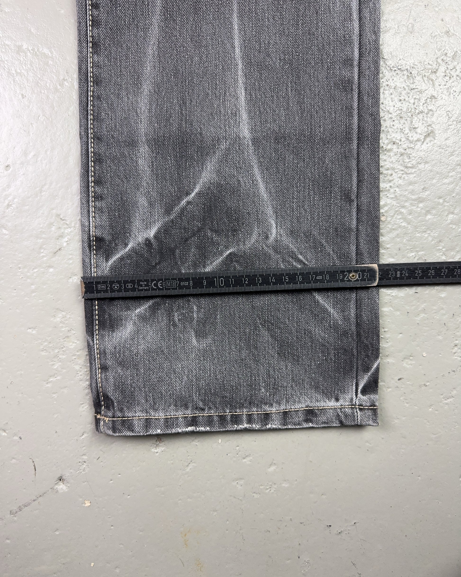 2000's Big Train Japanese Archive Straight/Baggy Jeans *very rare 32x32 (M)