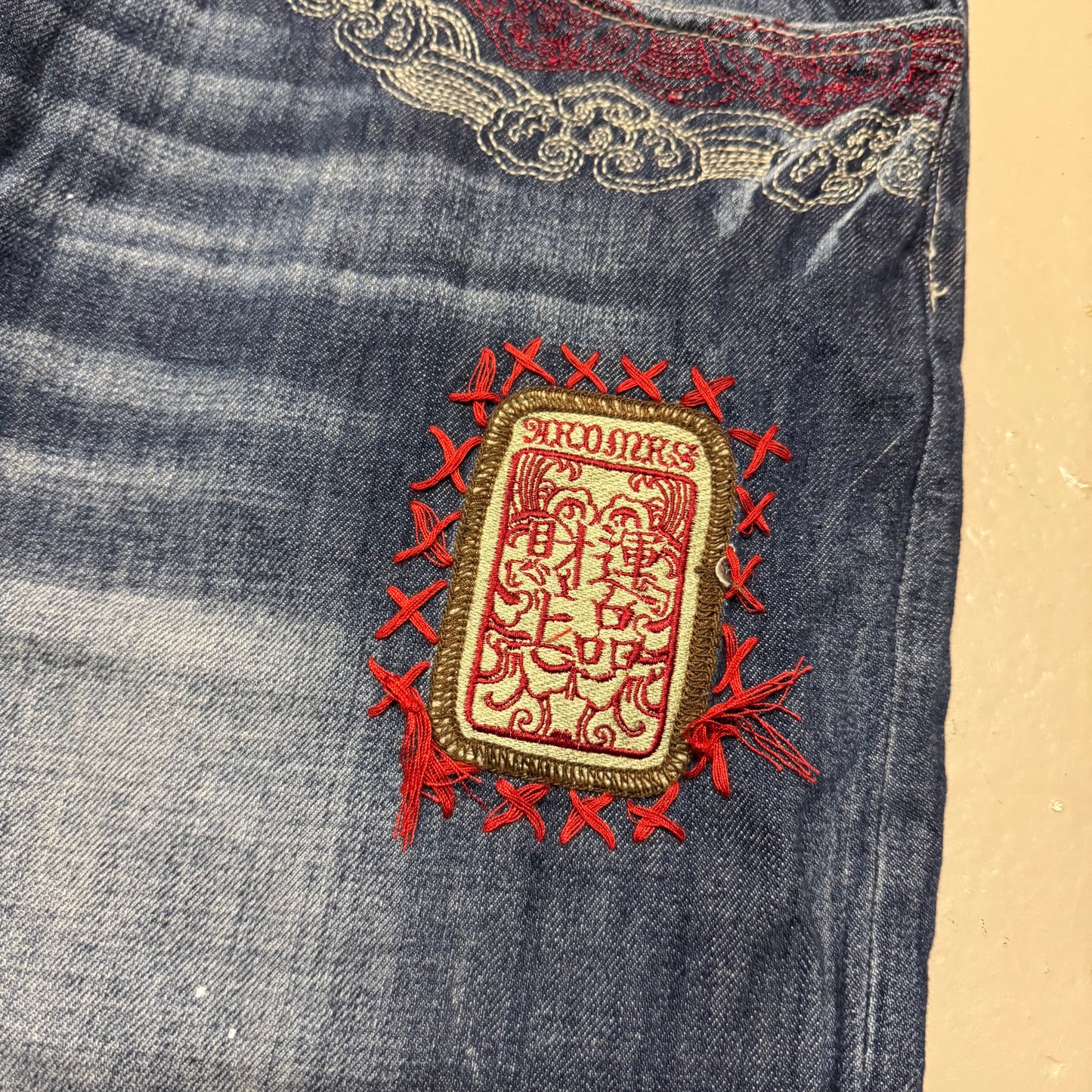 2000‘s Akademiks Japanese Style Baggy Jeans *very rare 44x36