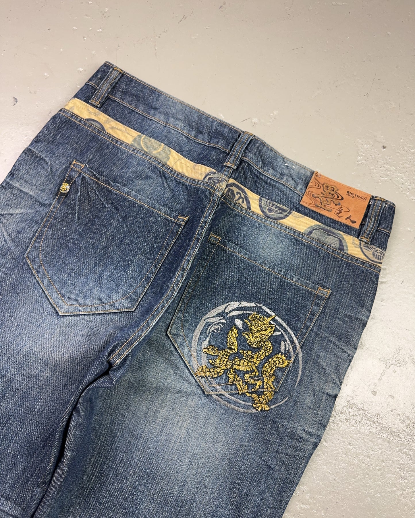 2000's Big Train Japanese Baggy Jeans *very rare 36x34 (XL)