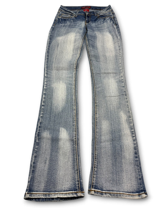 2000's Red Rivet Low Waist/Bootcut Jeans Women's *rare 26x30 (S)
