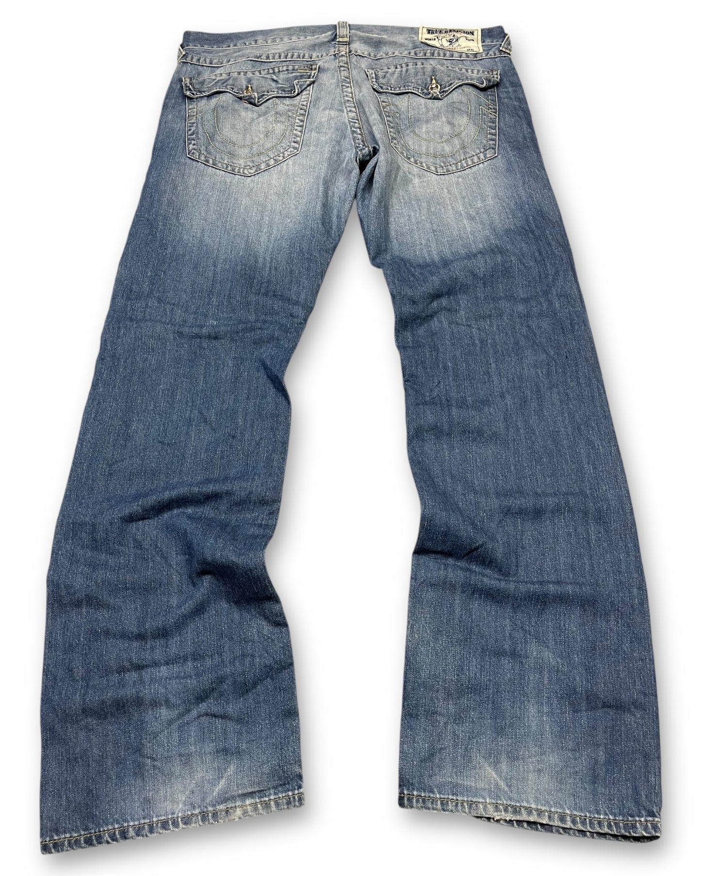 2000’s True Religion Baggy/Straight Jeans 40x36