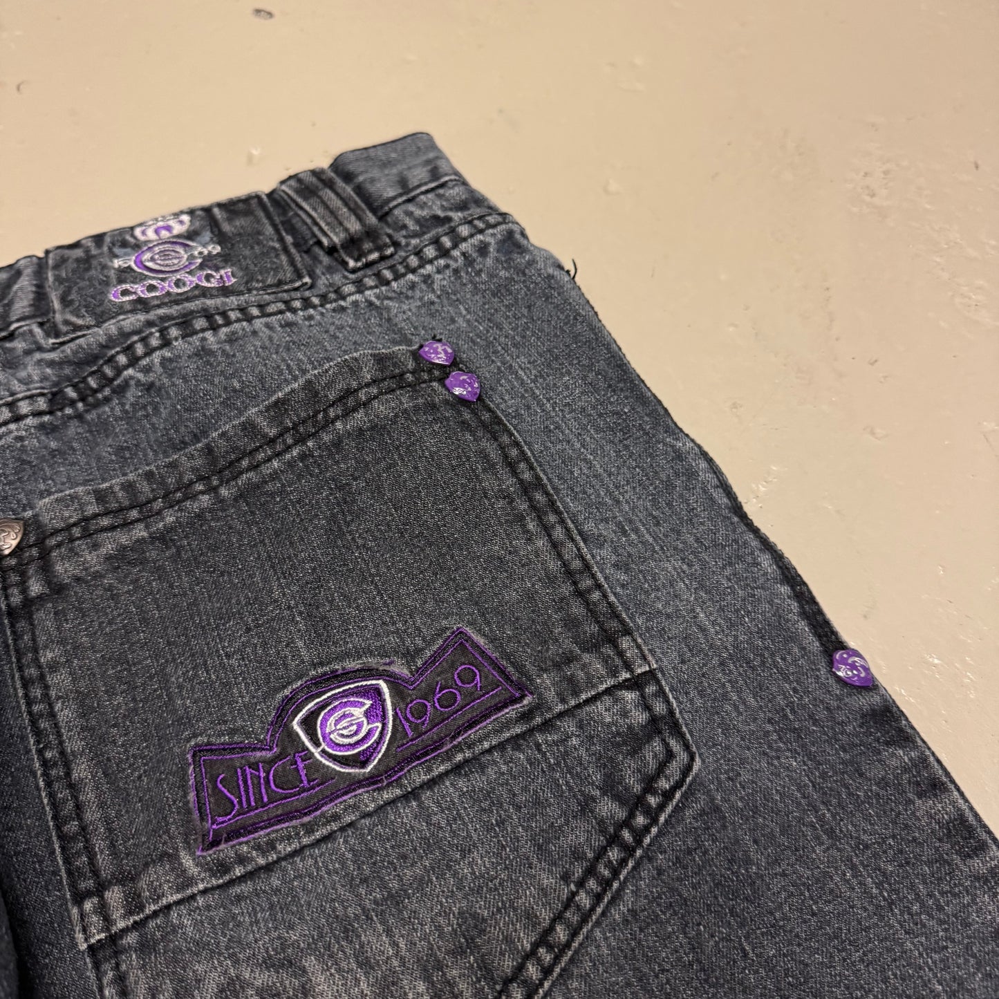 2000‘s COOGI Hip Hop Baggy Jeans Vintage/Y2K *very rare 38x34