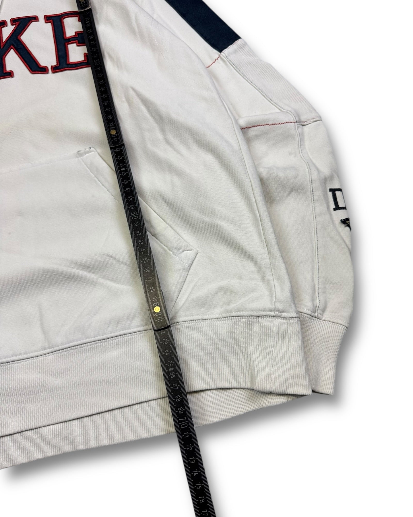 2000's Nike Hoodie *rare (M)