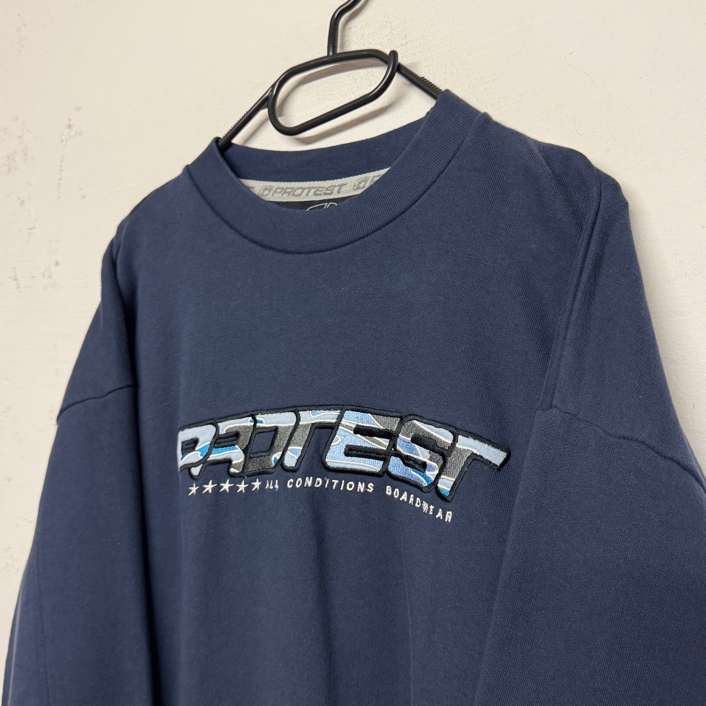 2000‘s Protest Boardwear Sweater *rare (L)