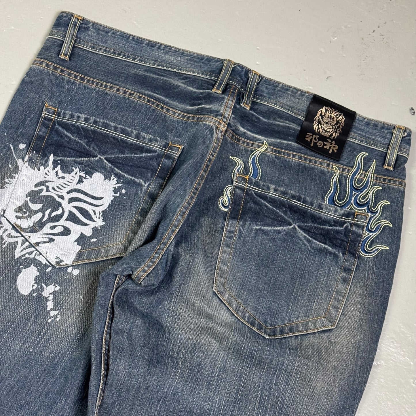 2000‘s V-Blue Japanese Baggy Jeans *rare 38x34